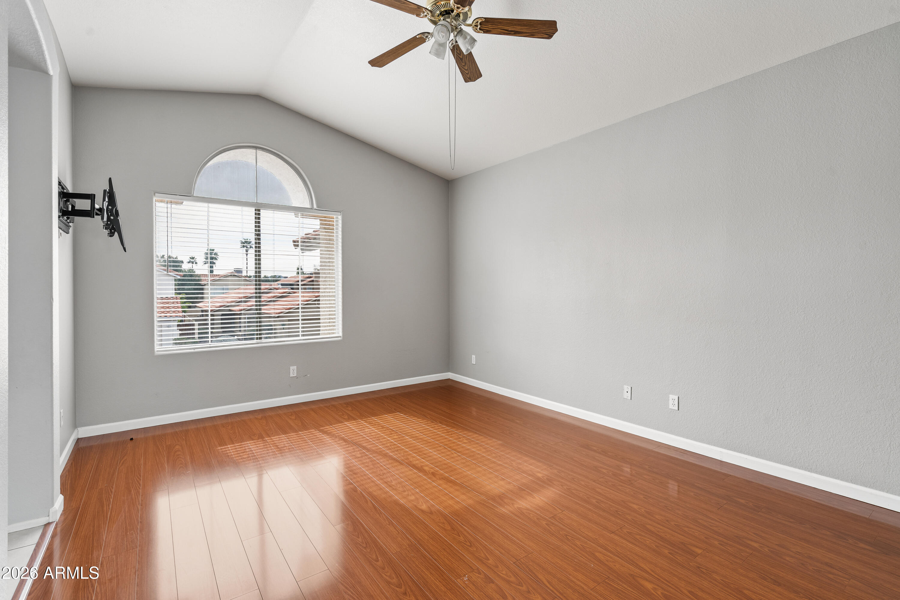 1304 E MURIEL Drive