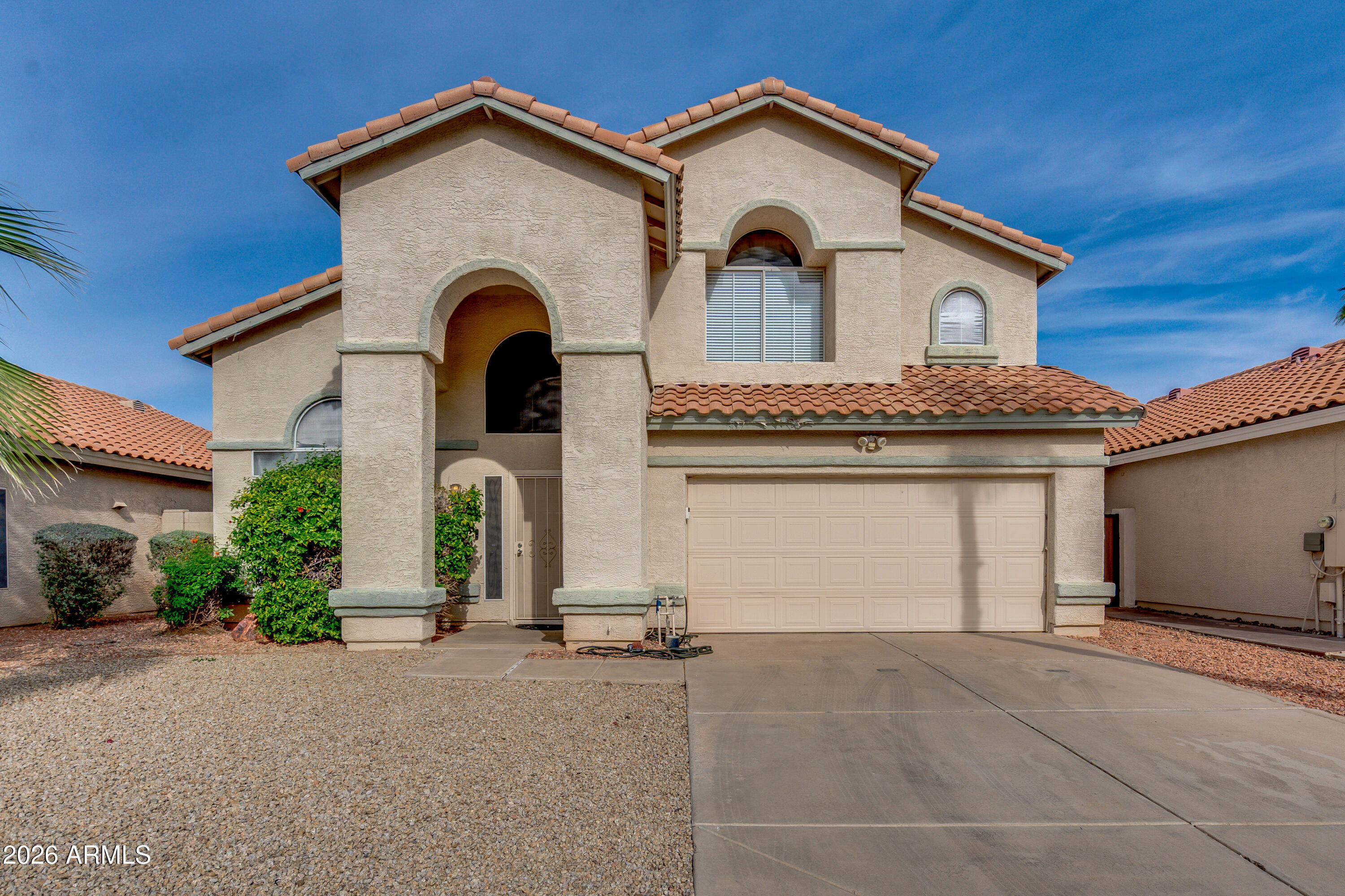 1304 E MURIEL Drive