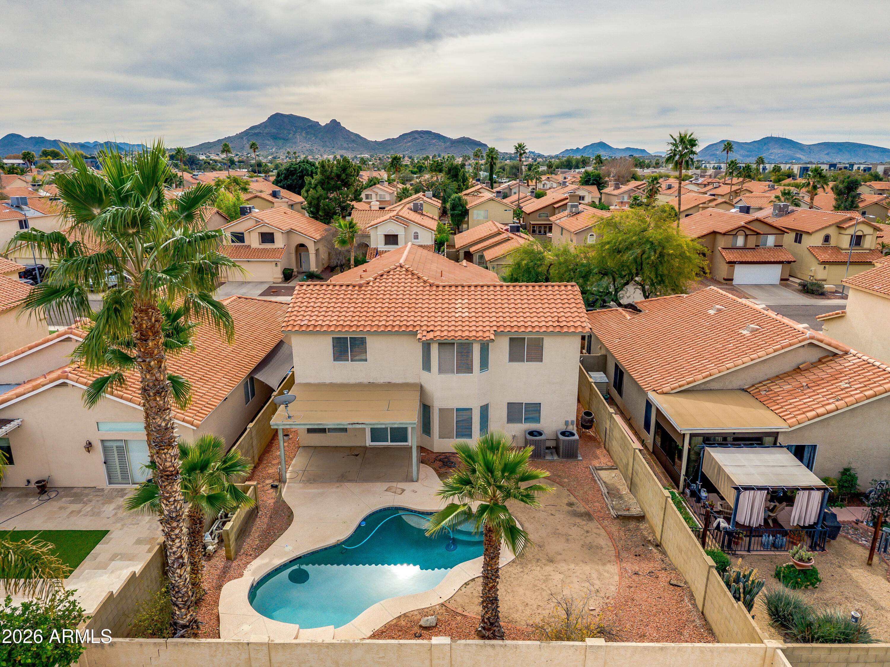 1304 E MURIEL Drive