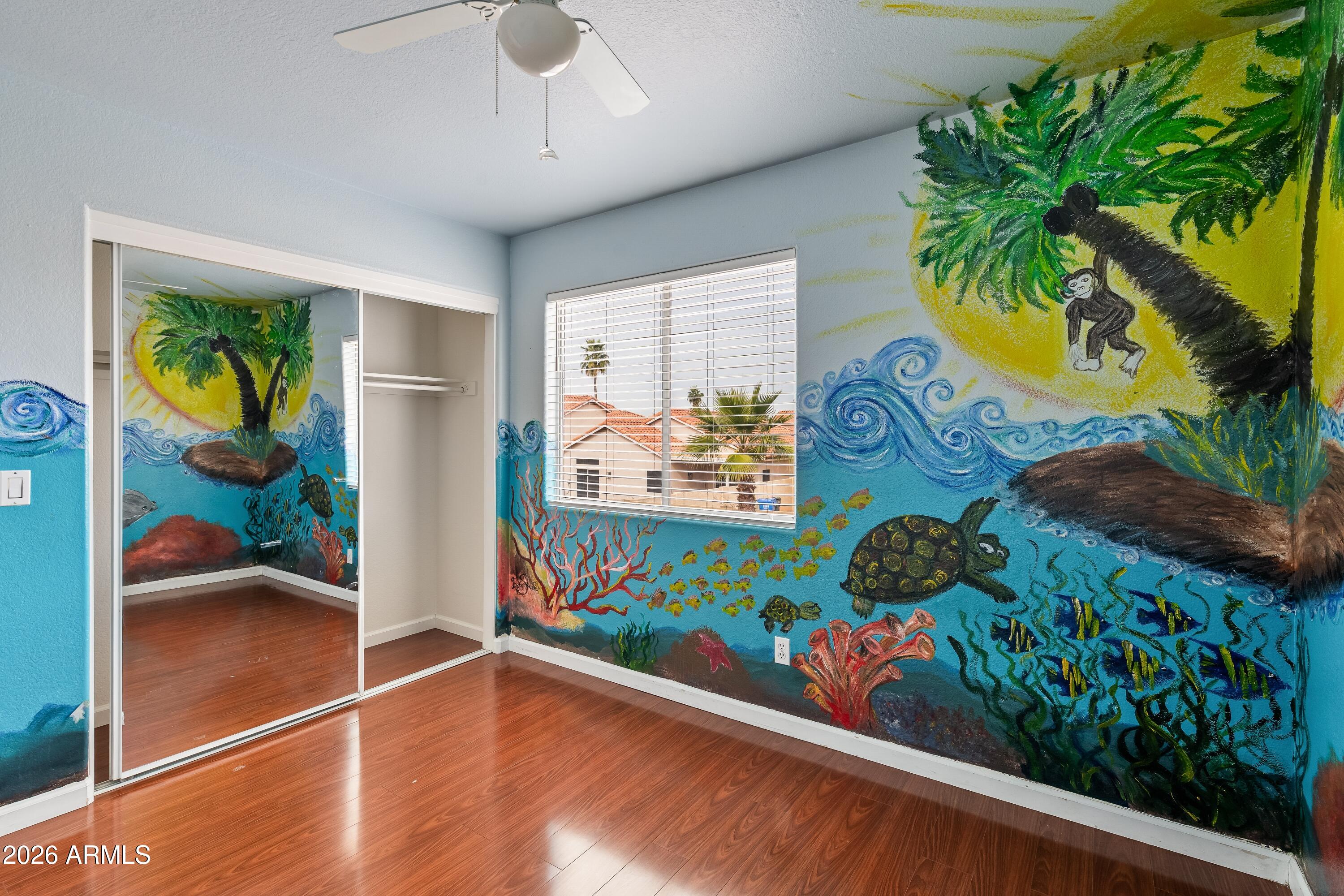 1304 E MURIEL Drive
