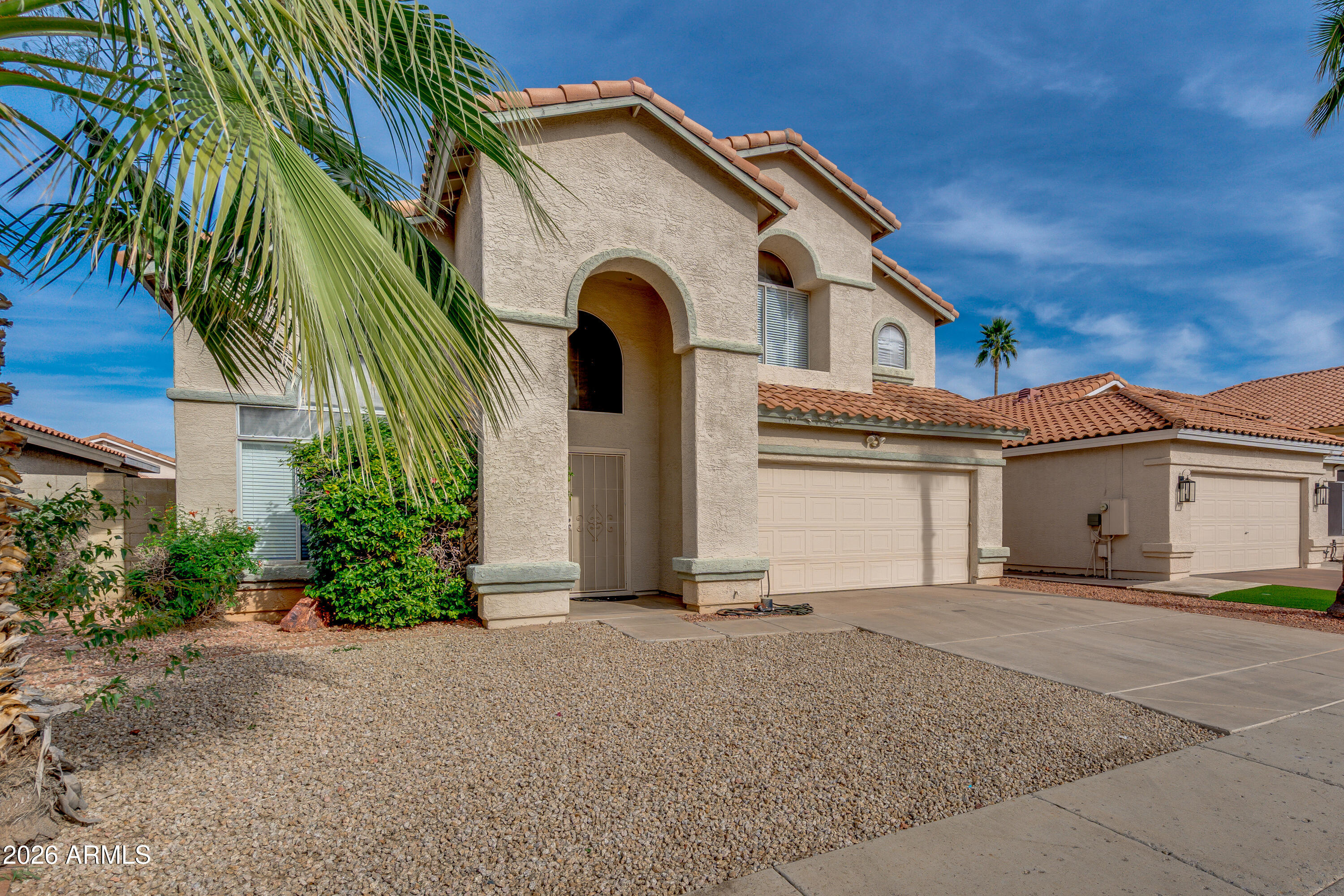 1304 E MURIEL Drive