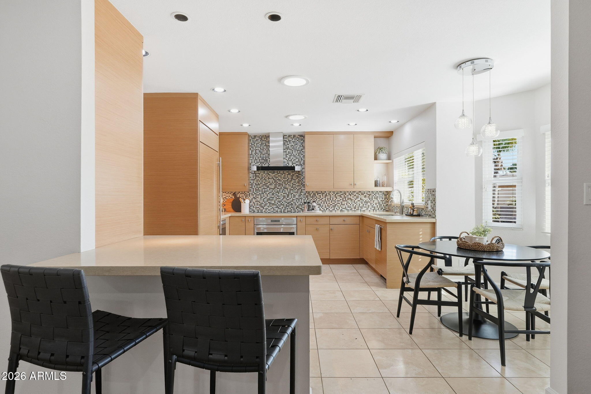 8121 E DEL PLOMO Drive