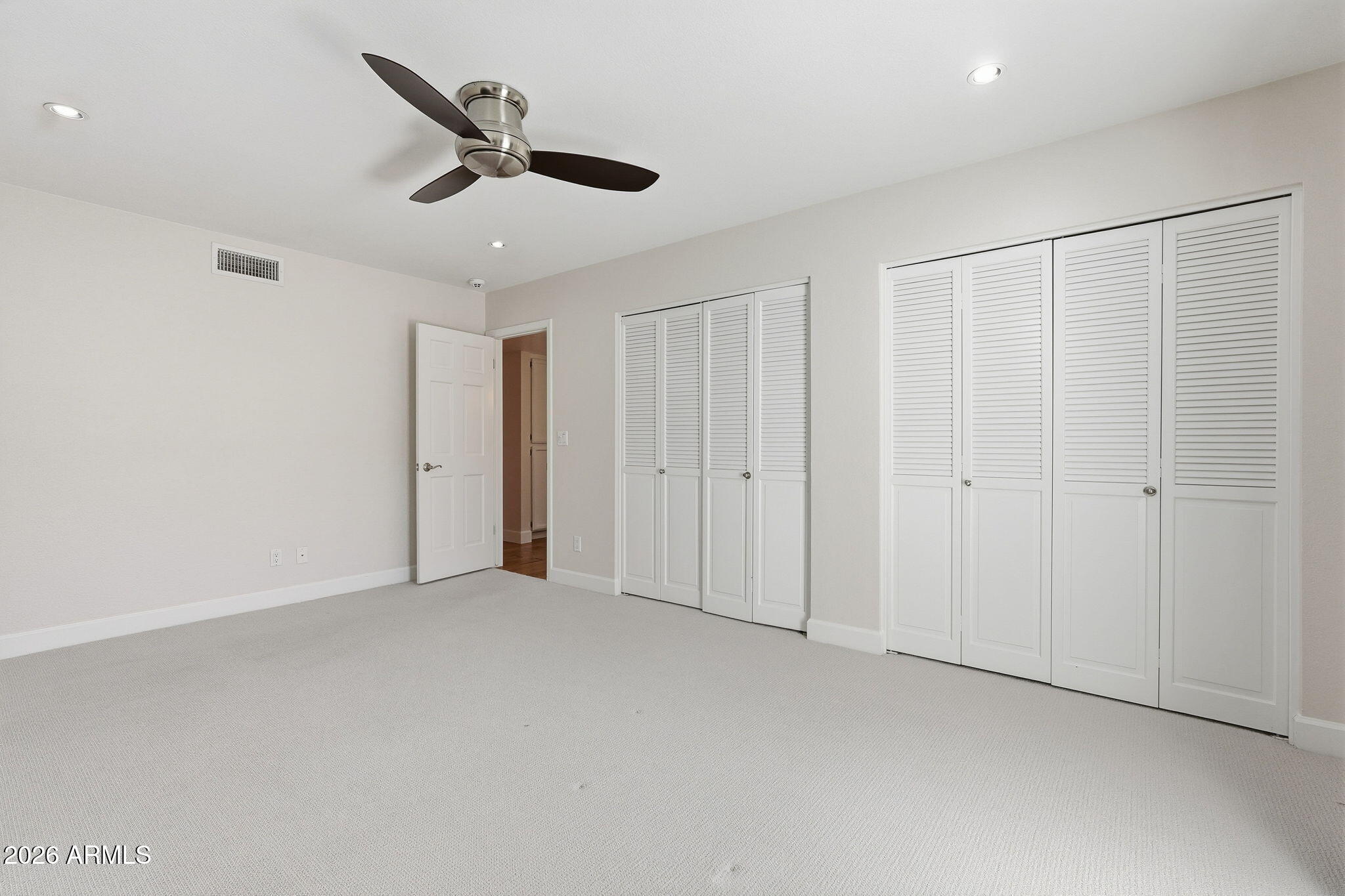 8121 E DEL PLOMO Drive