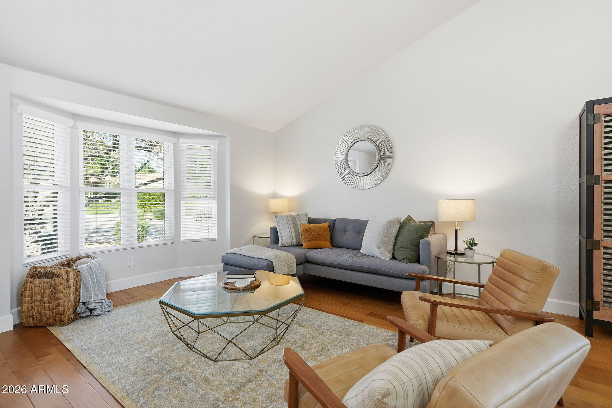 8121 E DEL PLOMO Drive