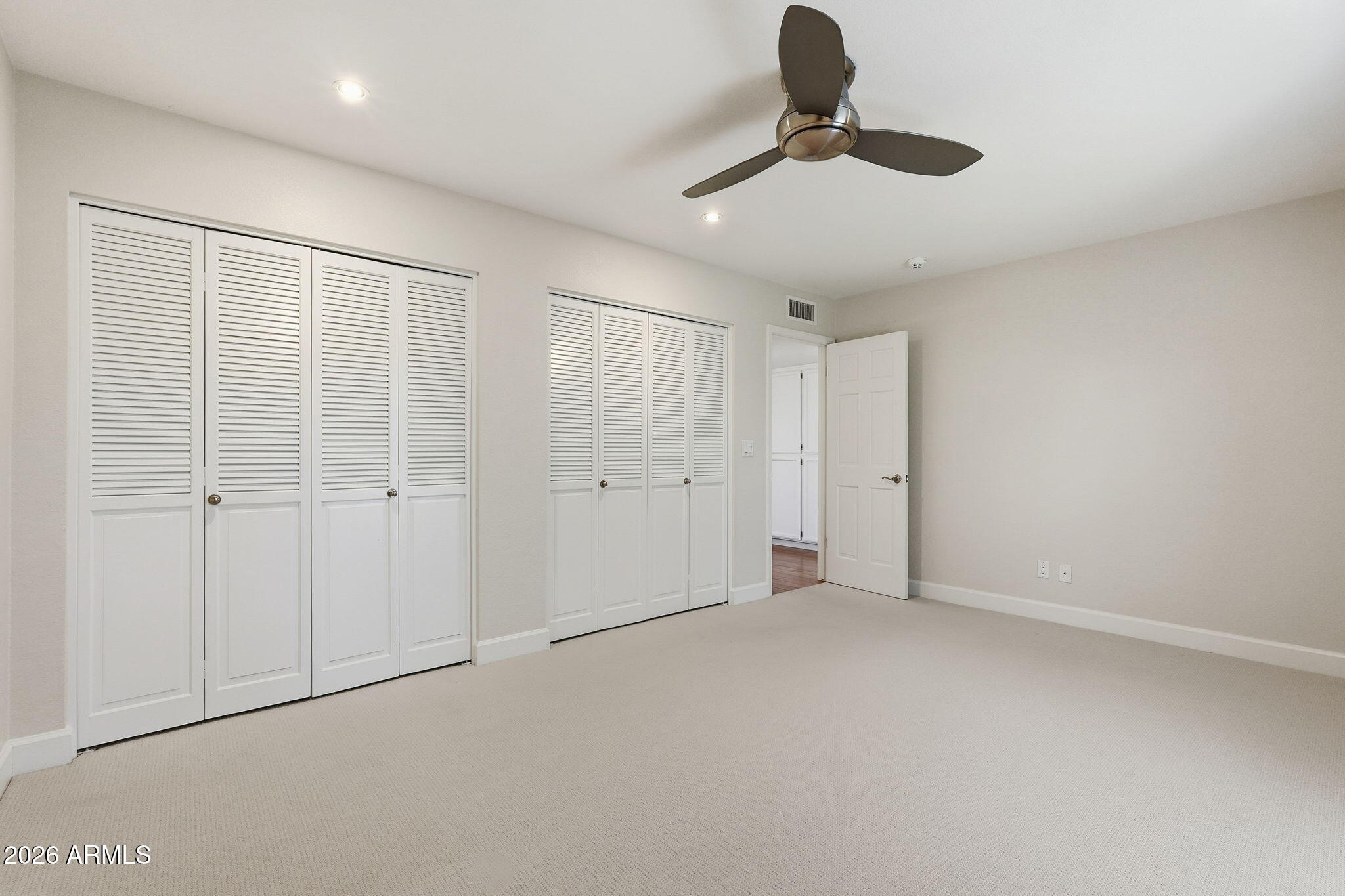 8121 E DEL PLOMO Drive