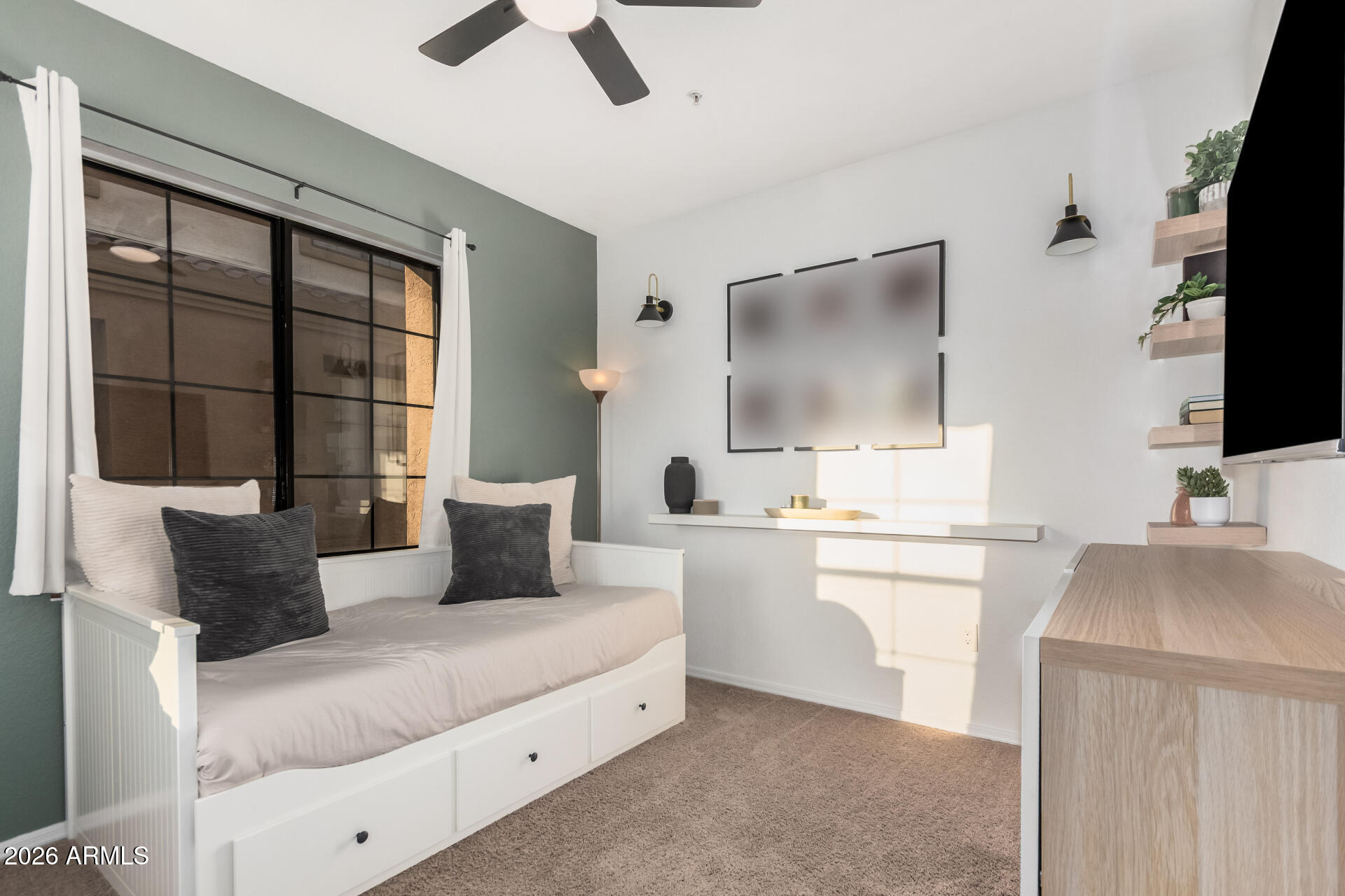 5302 E VAN BUREN Street 2024