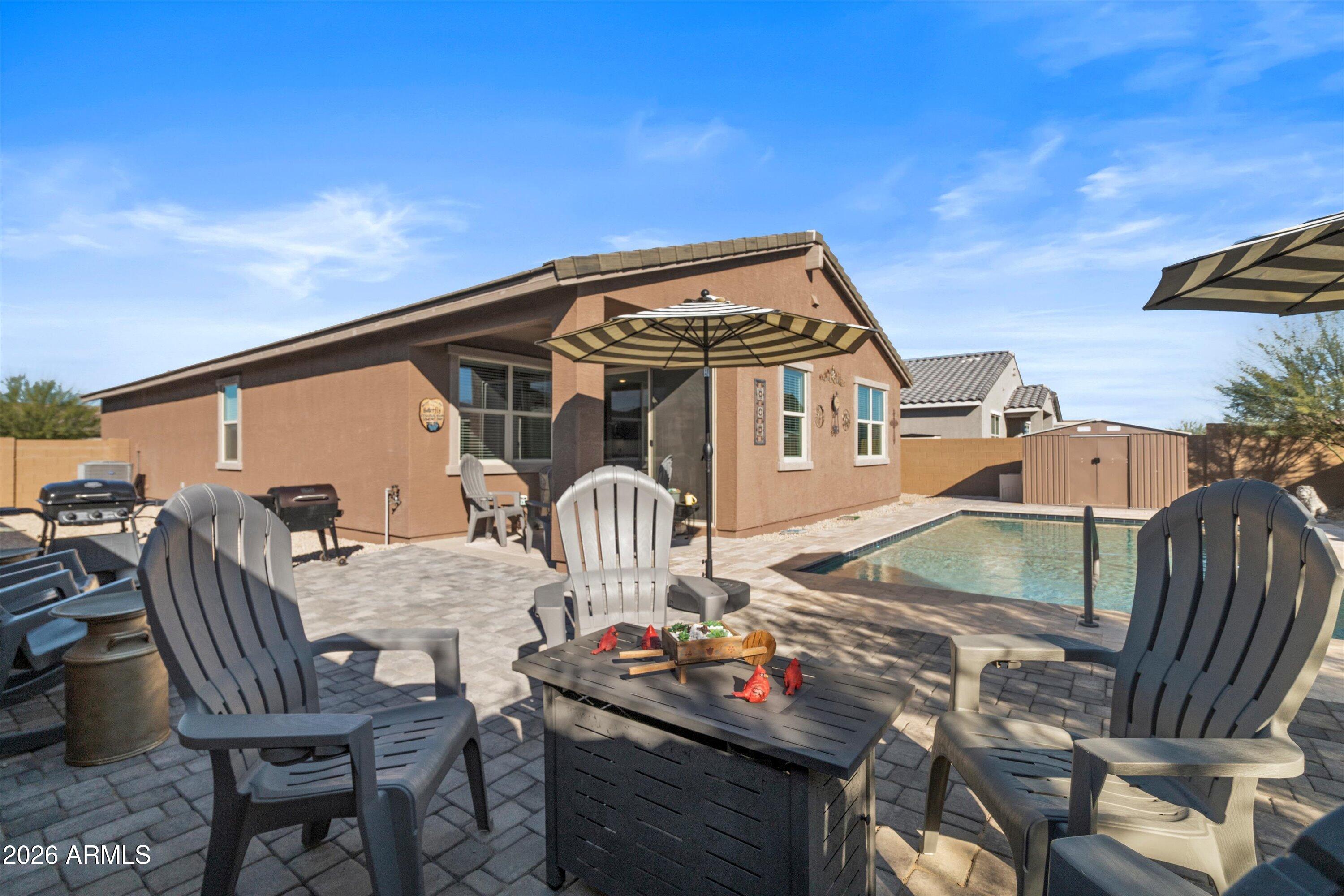 2511 E SAN MIGUEL Drive