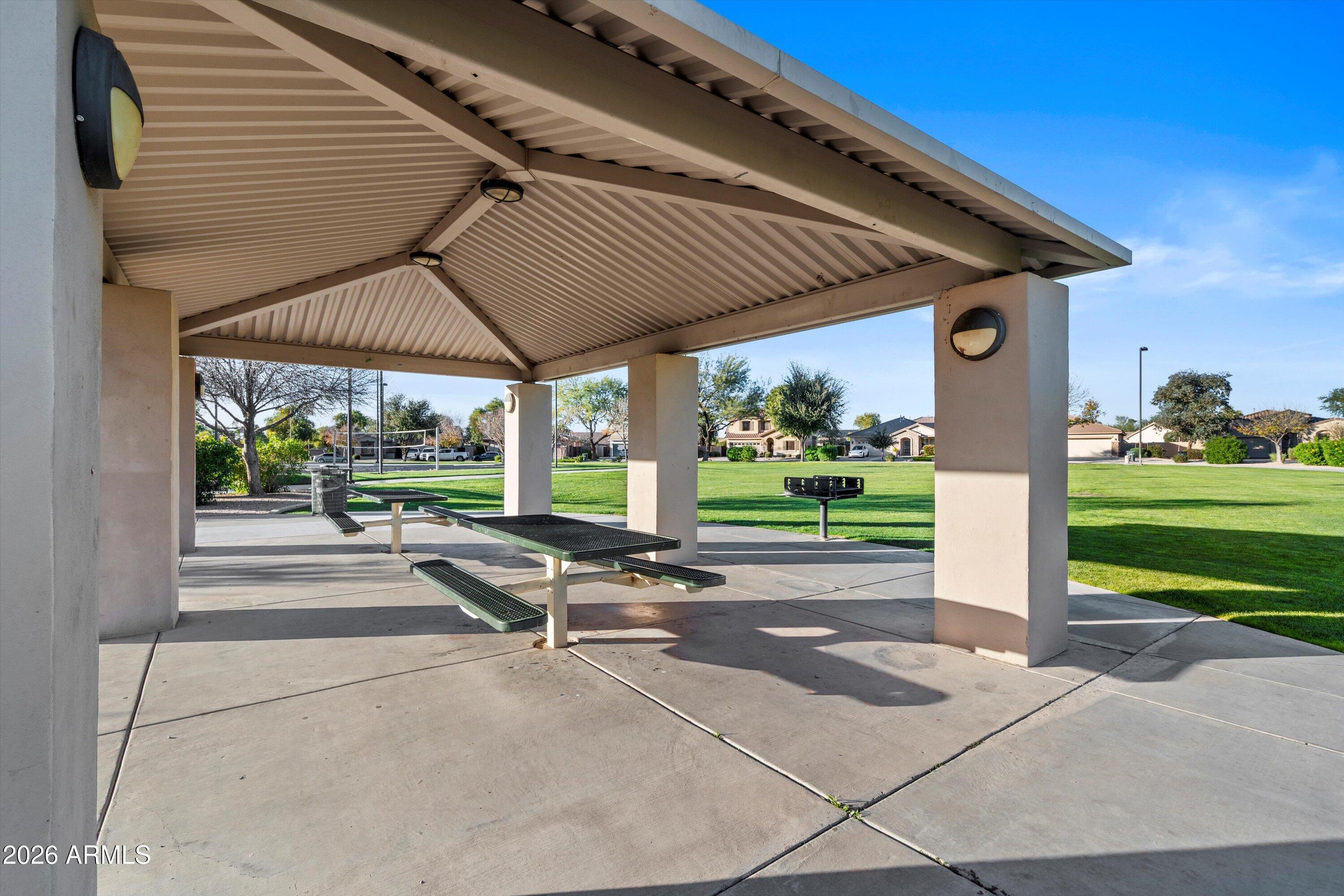 2511 E SAN MIGUEL Drive