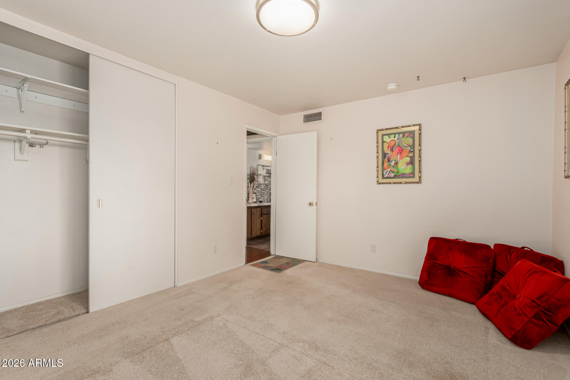 5301 W VERNON Avenue