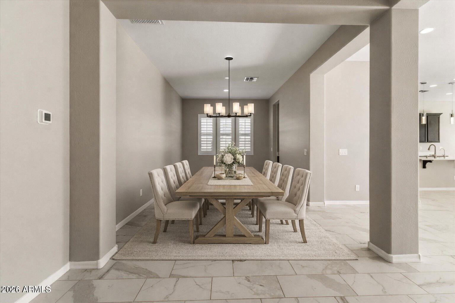 1073 E Holland Park Drive