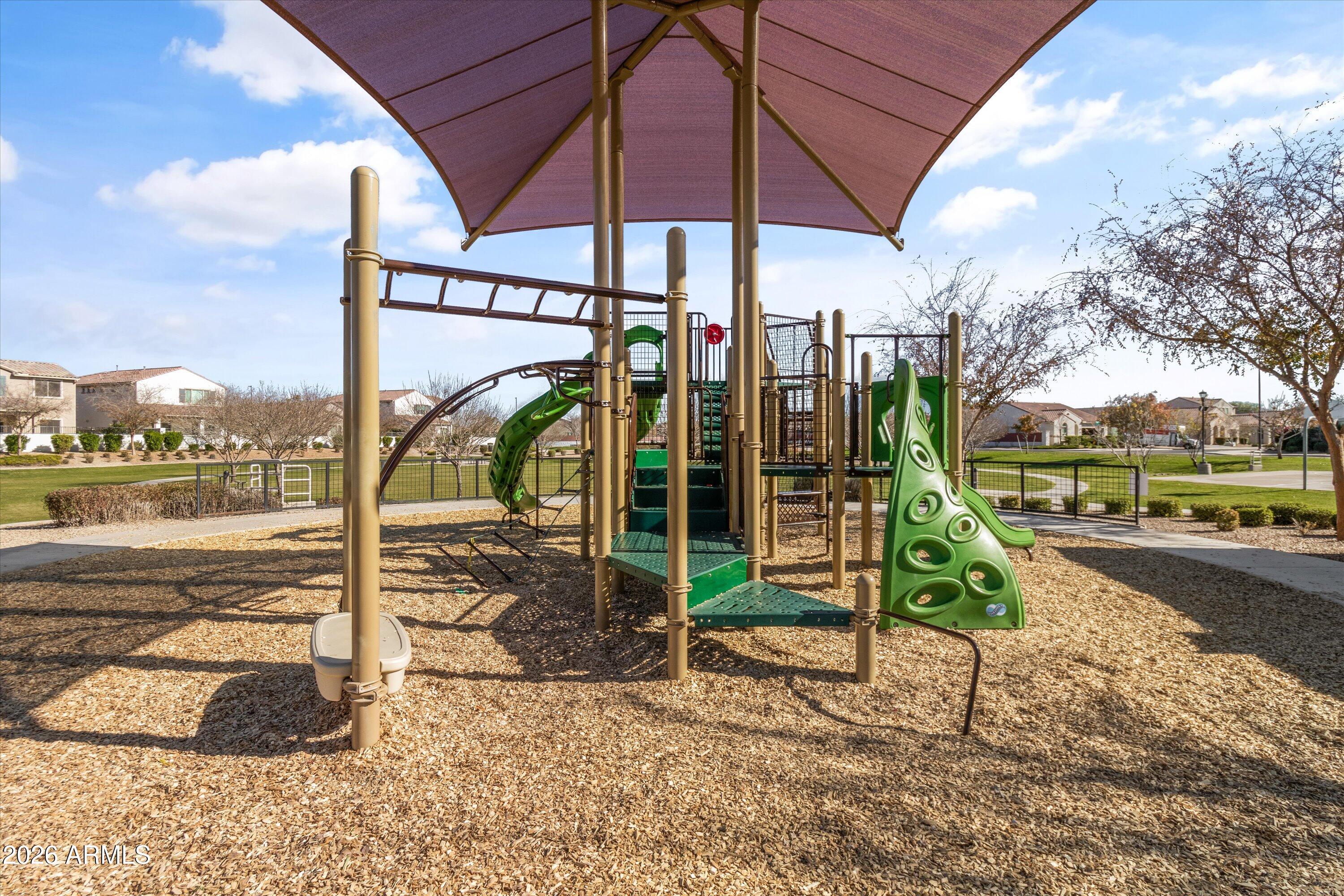 1073 E Holland Park Drive