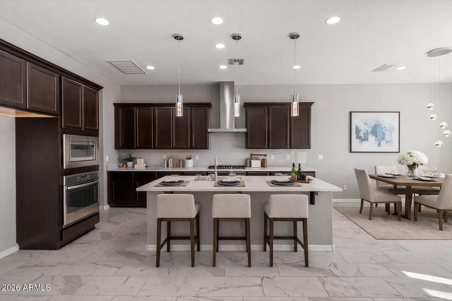 1073 E Holland Park Drive