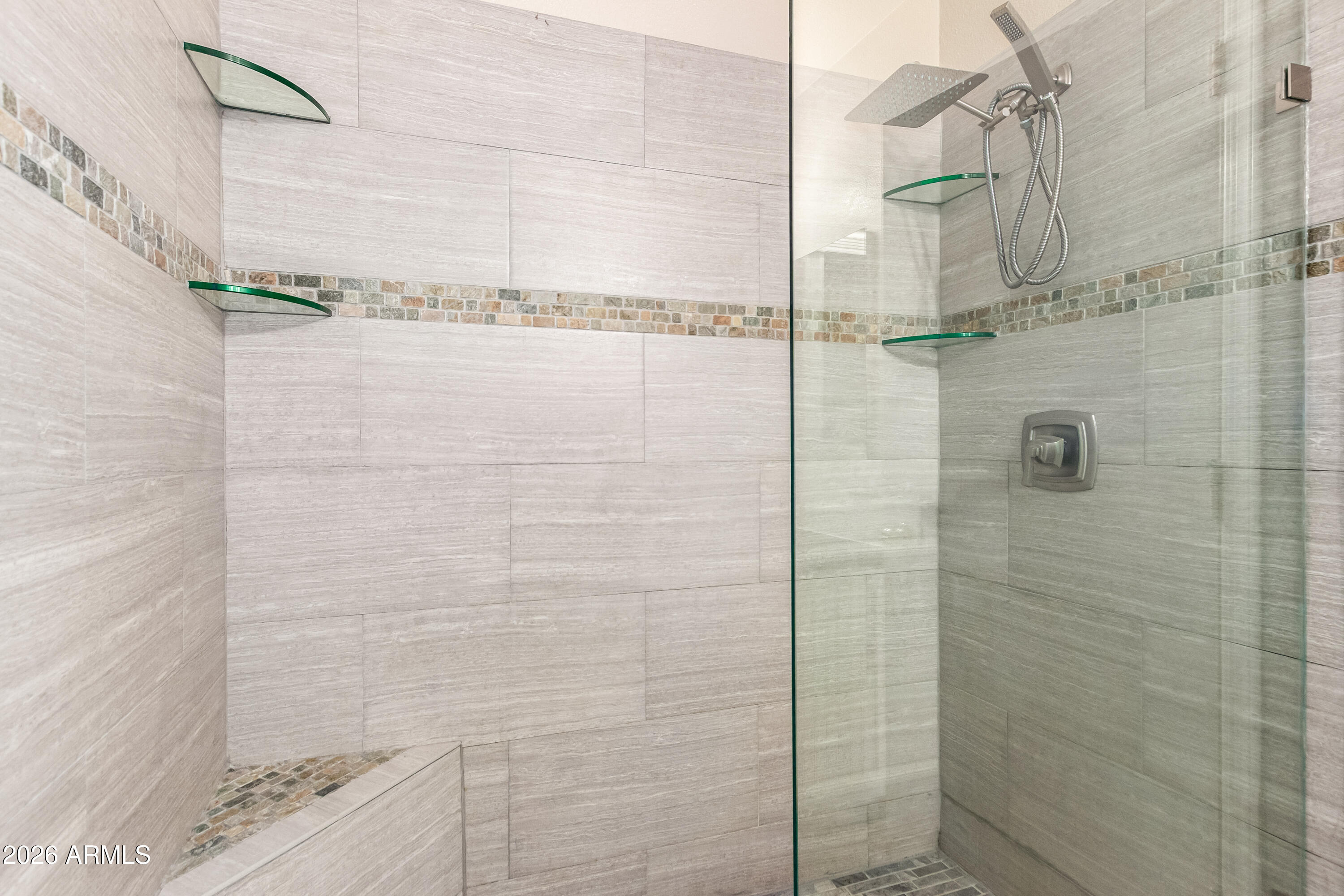 886 W WINDHAVEN Avenue