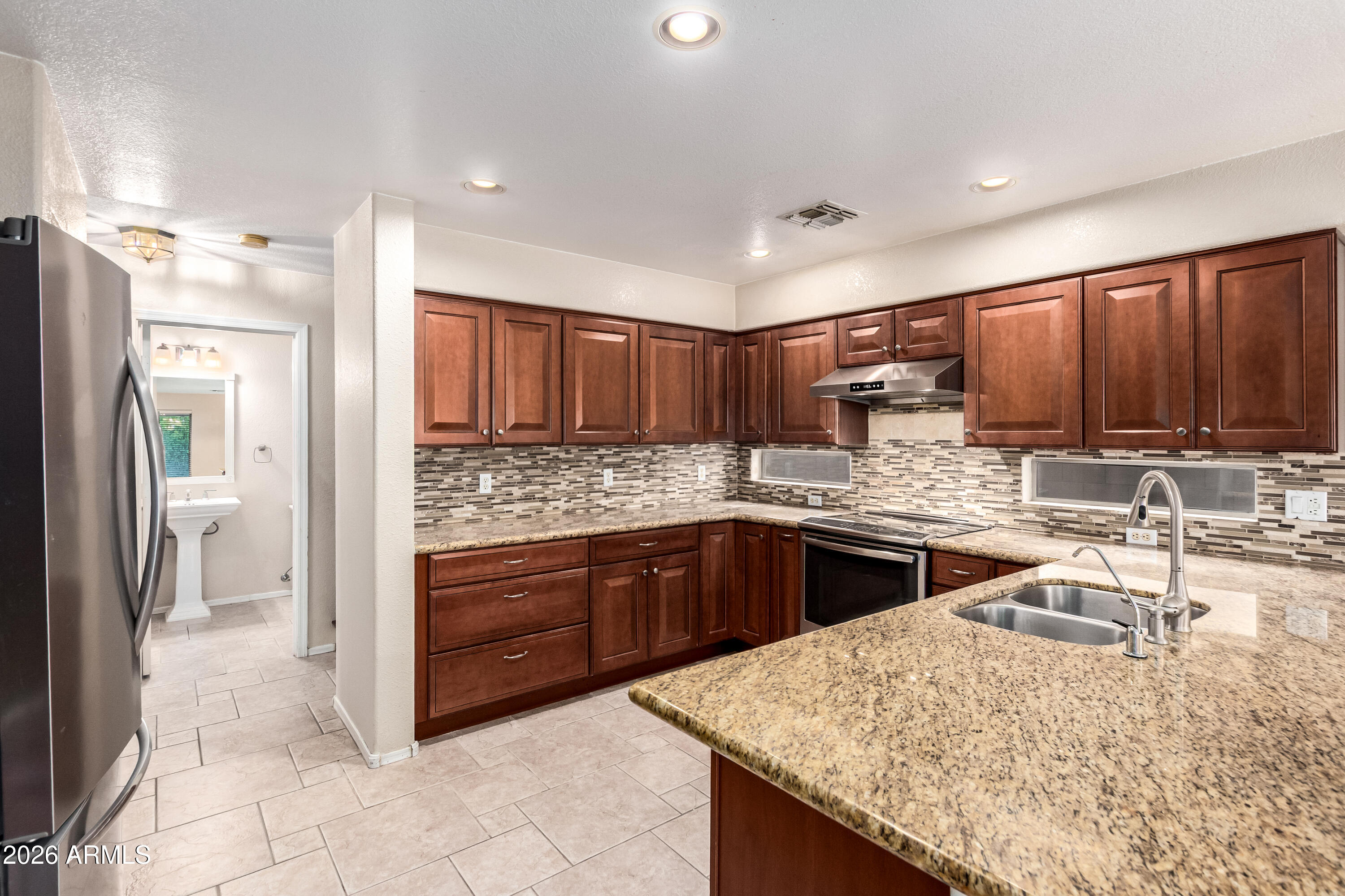 886 W WINDHAVEN Avenue