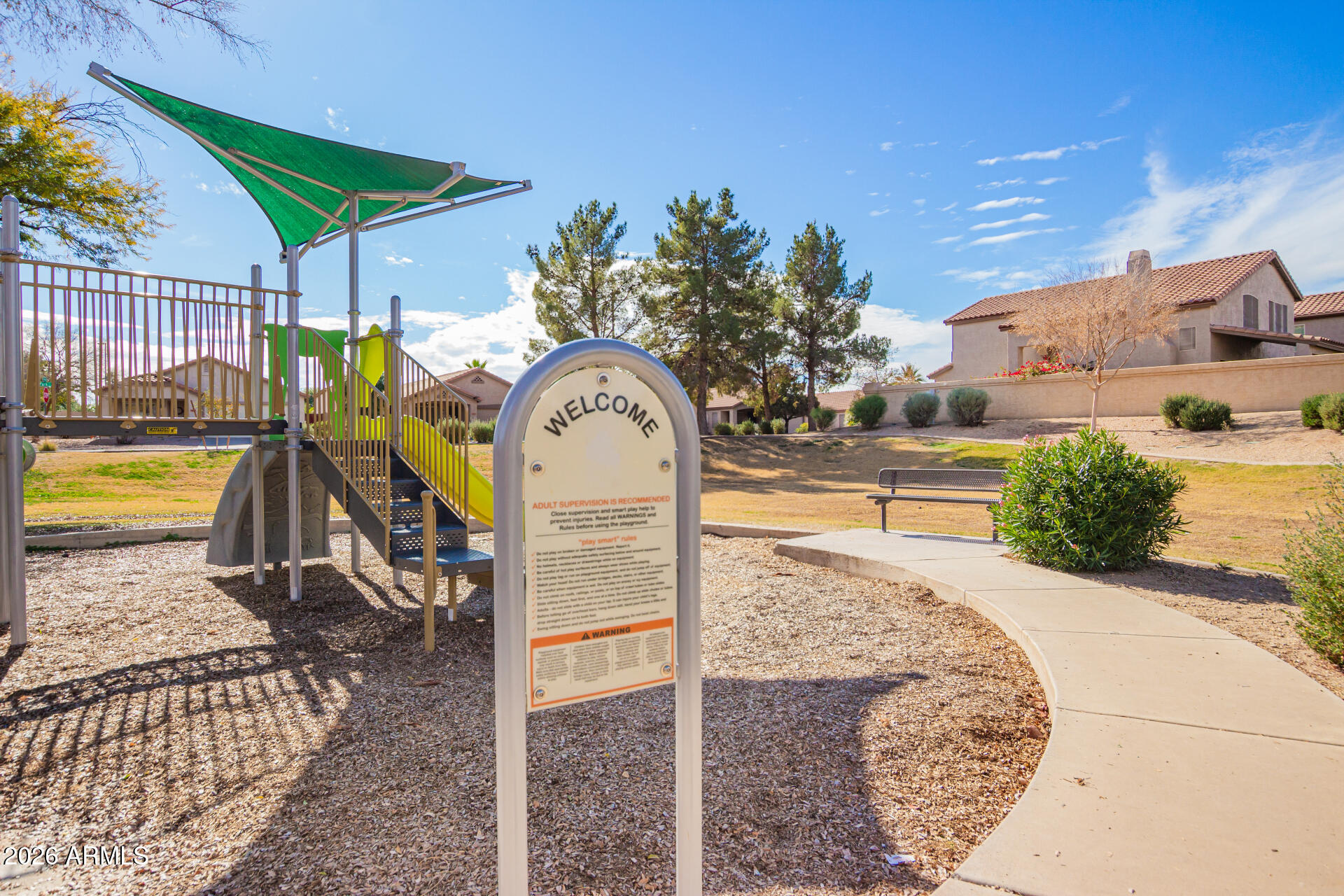 886 W WINDHAVEN Avenue