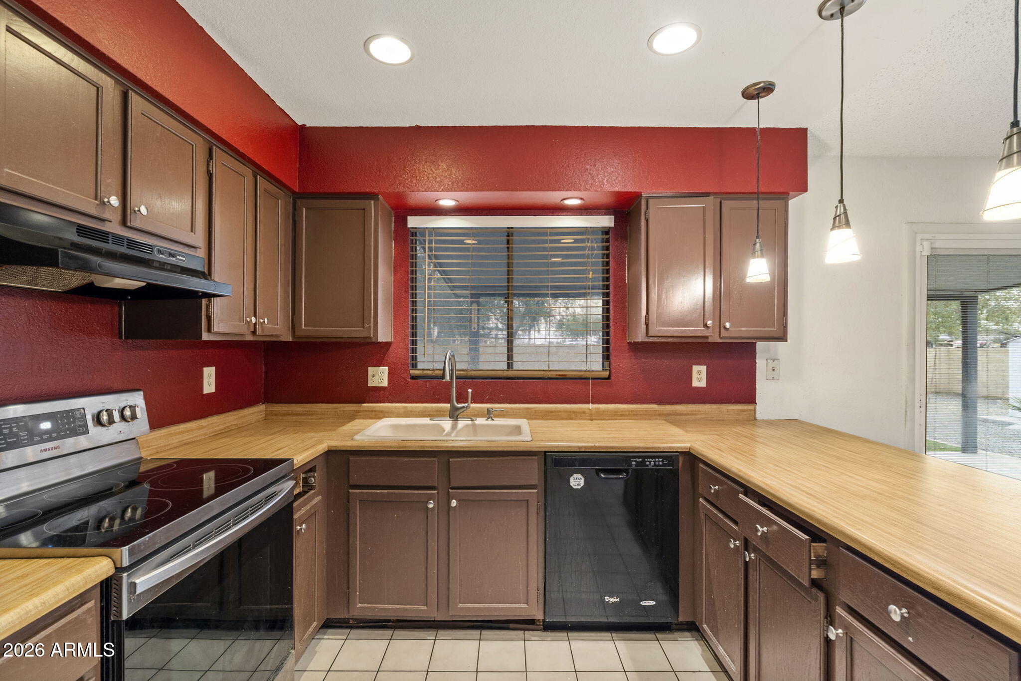 9063 W HARMONT Drive