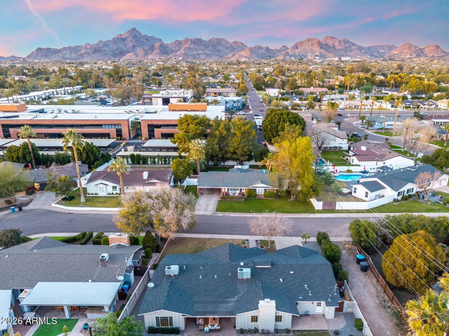 3335 E MARIPOSA Street