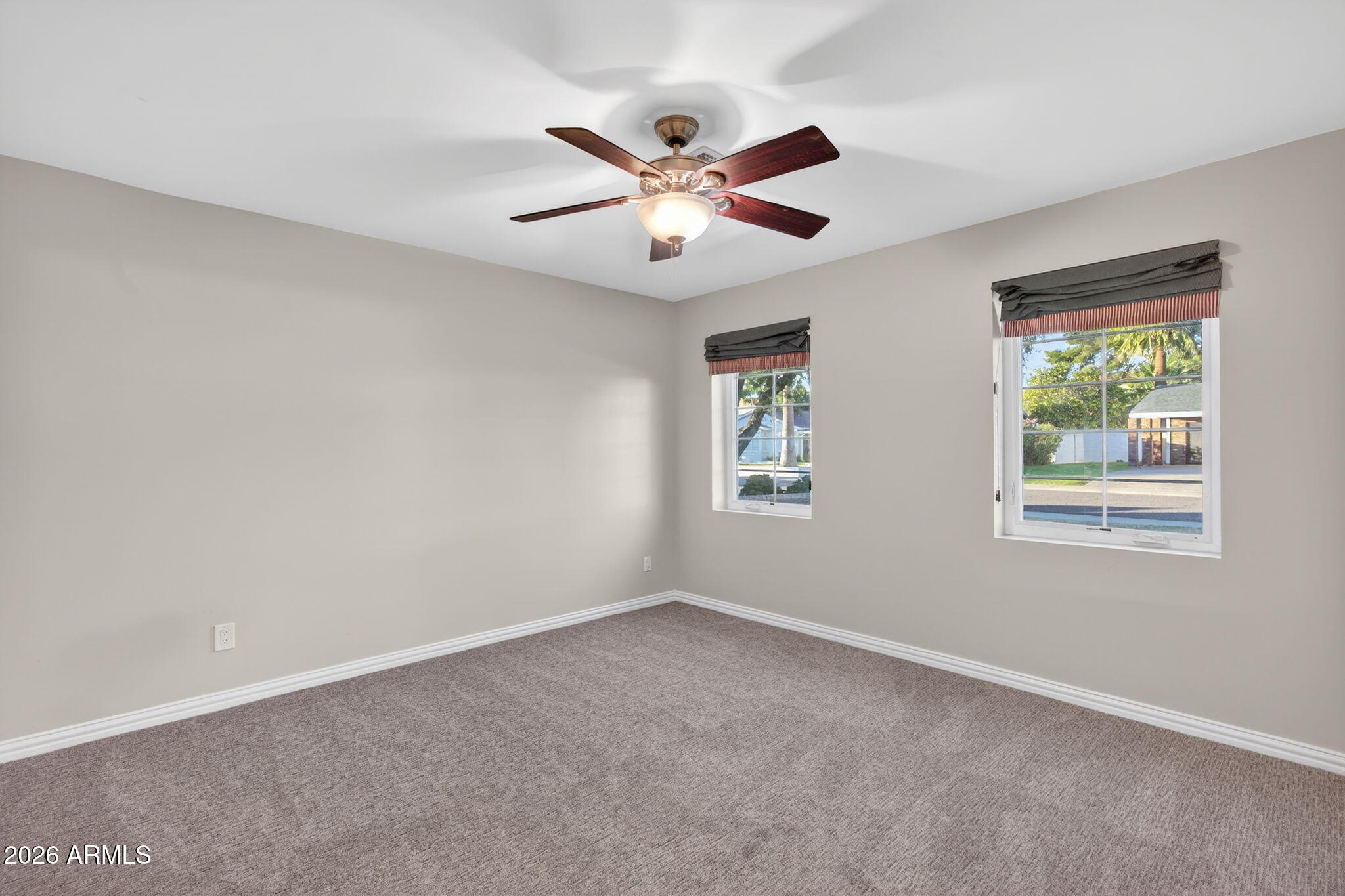 3335 E MARIPOSA Street