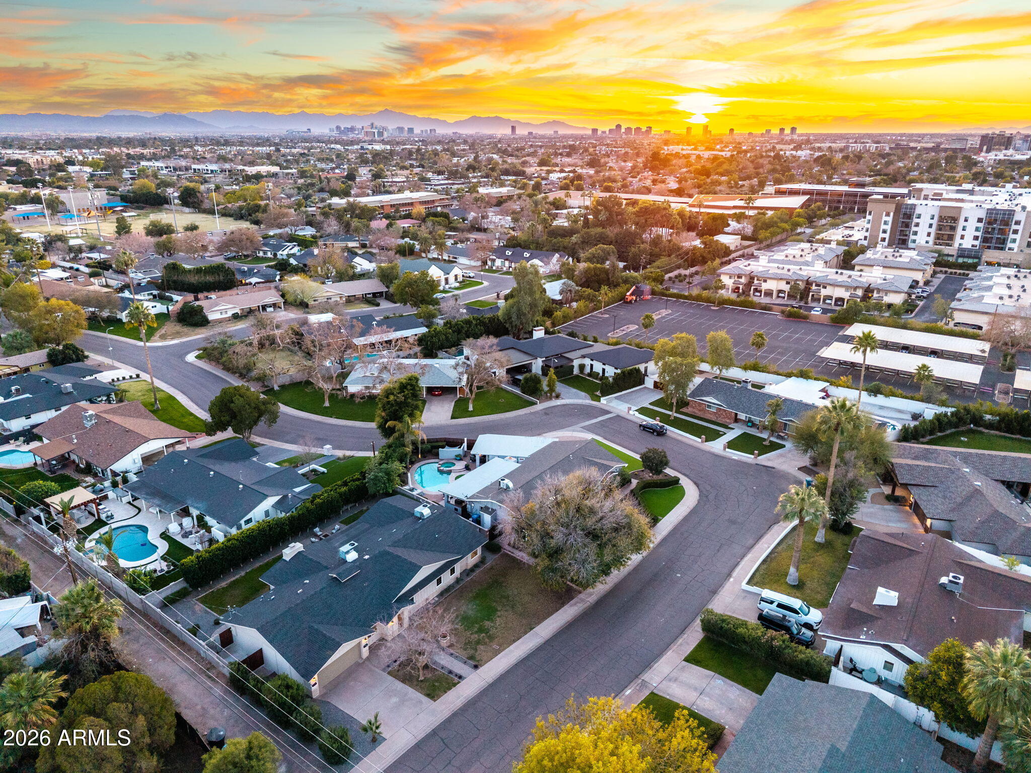 3335 E MARIPOSA Street