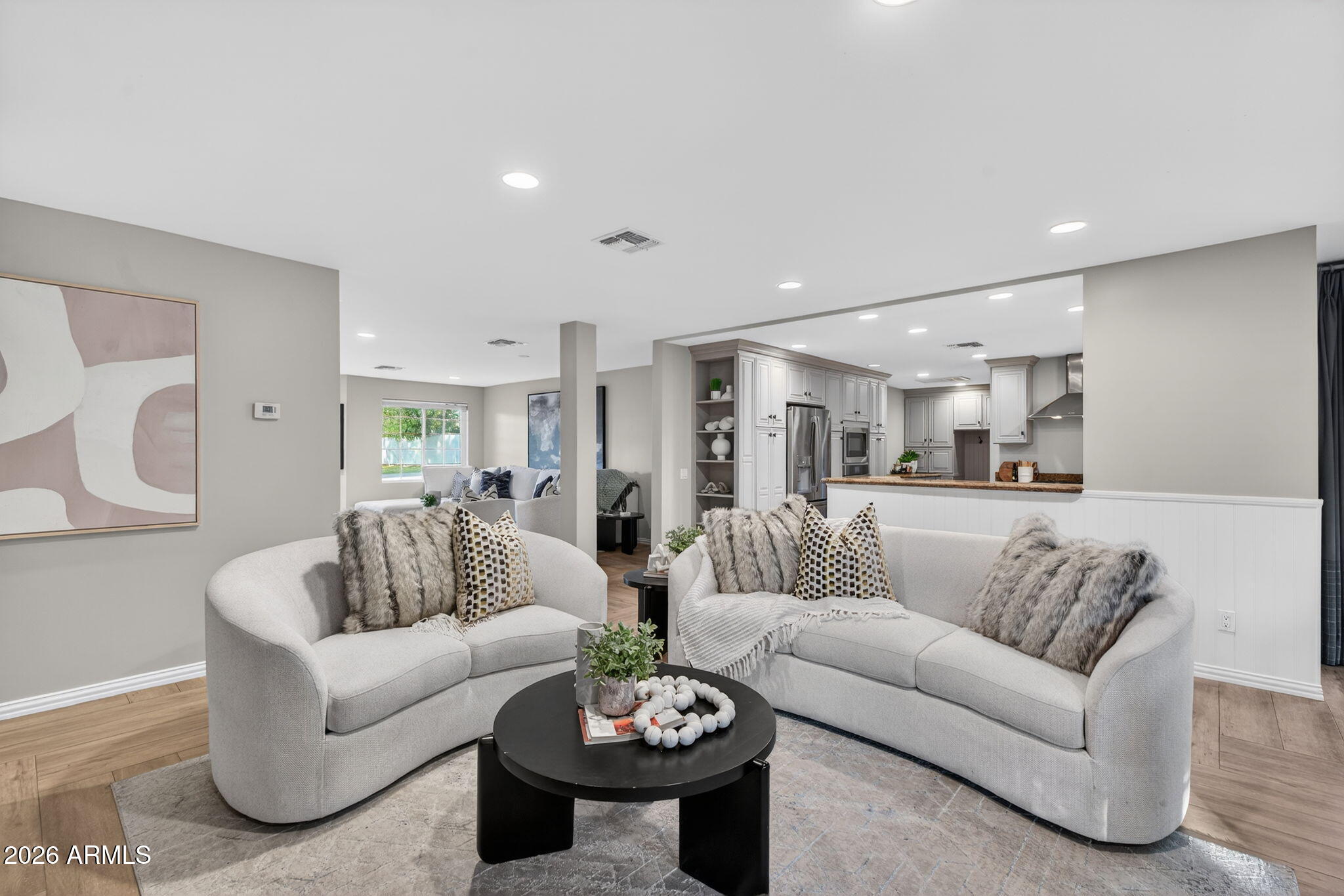 3335 E MARIPOSA Street