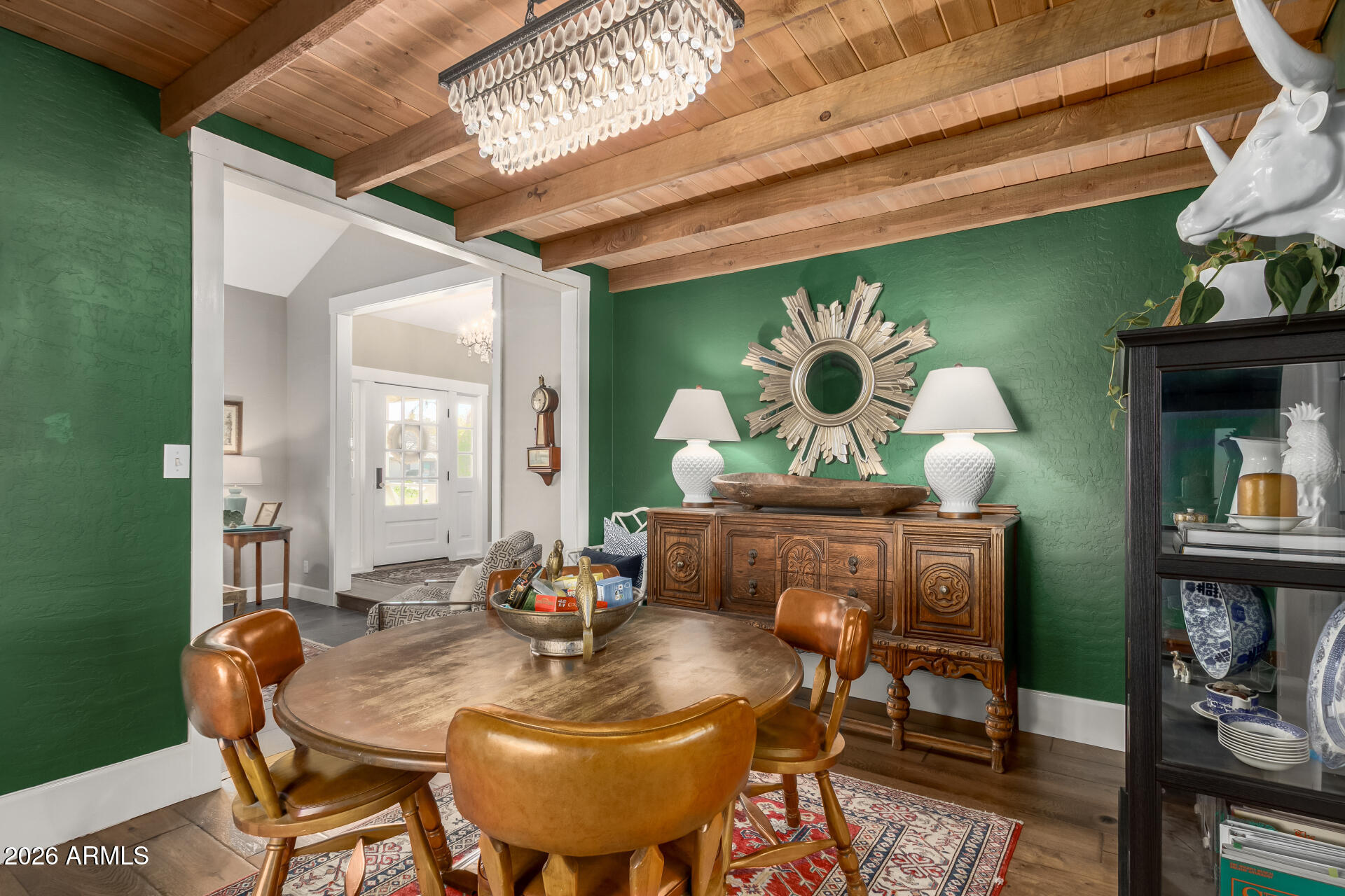 2912 E HOUSTON Avenue