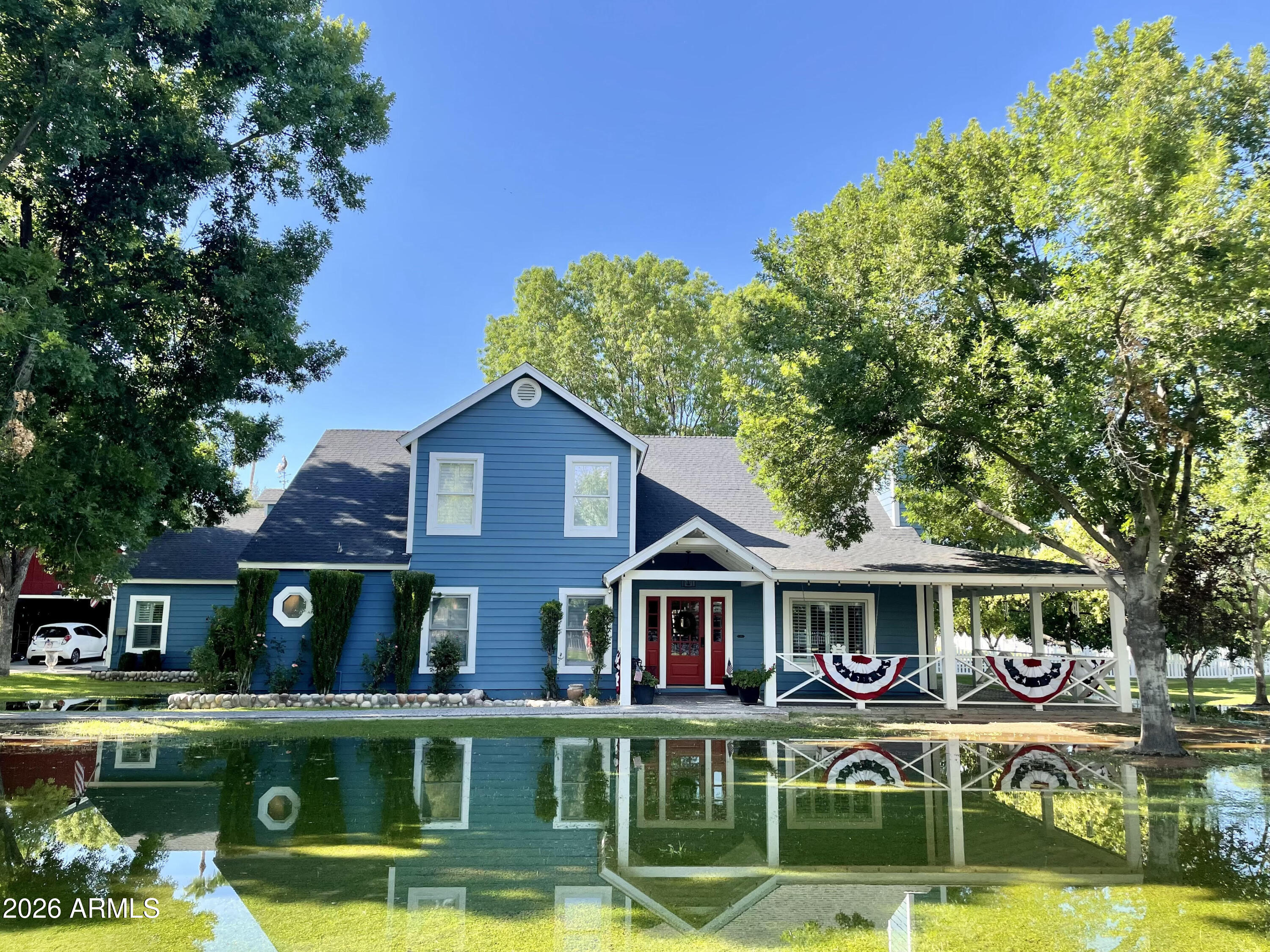 2912 E HOUSTON Avenue