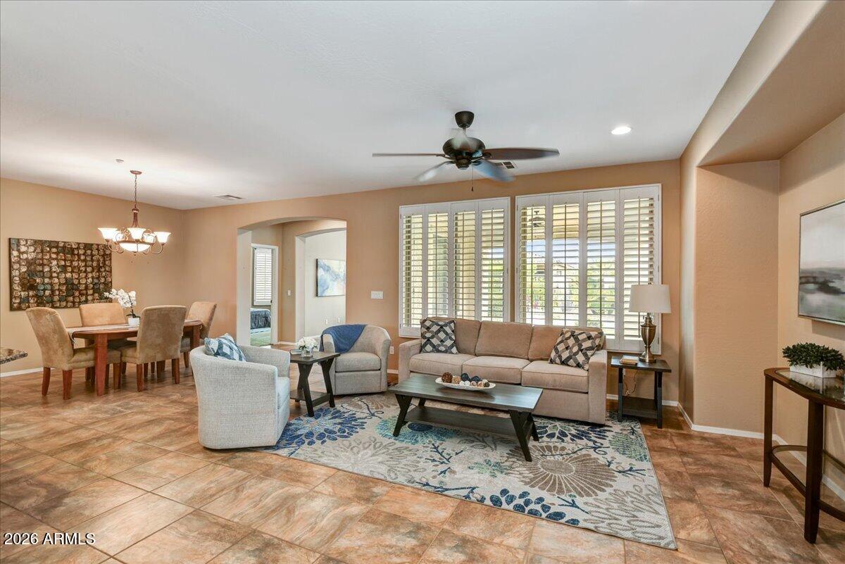 12612 W FETLOCK Trail