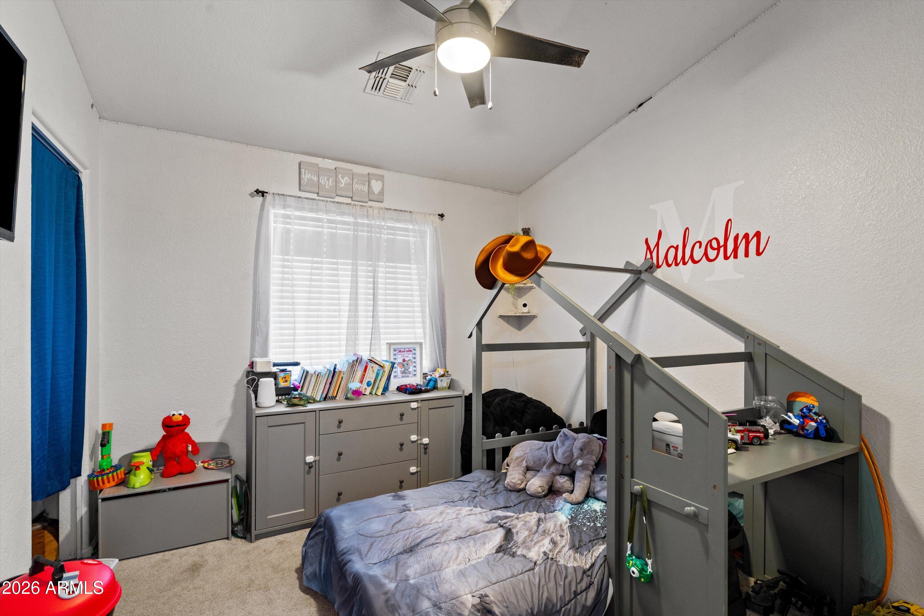 42383 W HILLMAN Drive