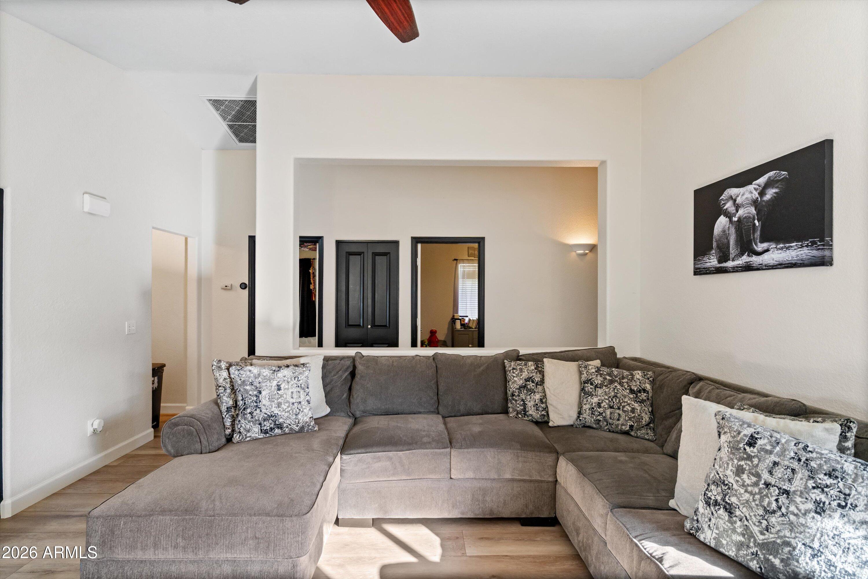 42383 W HILLMAN Drive