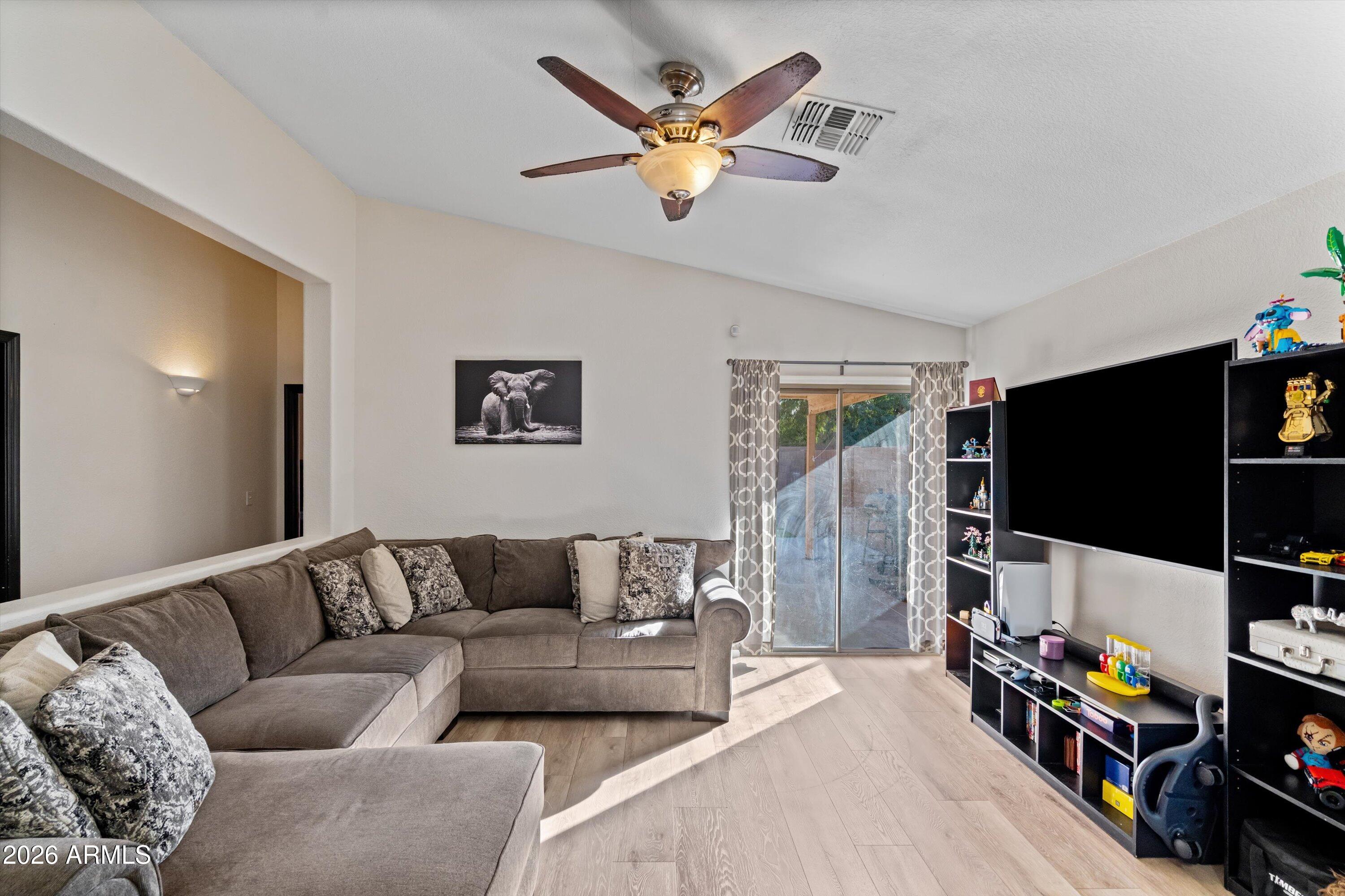 42383 W HILLMAN Drive