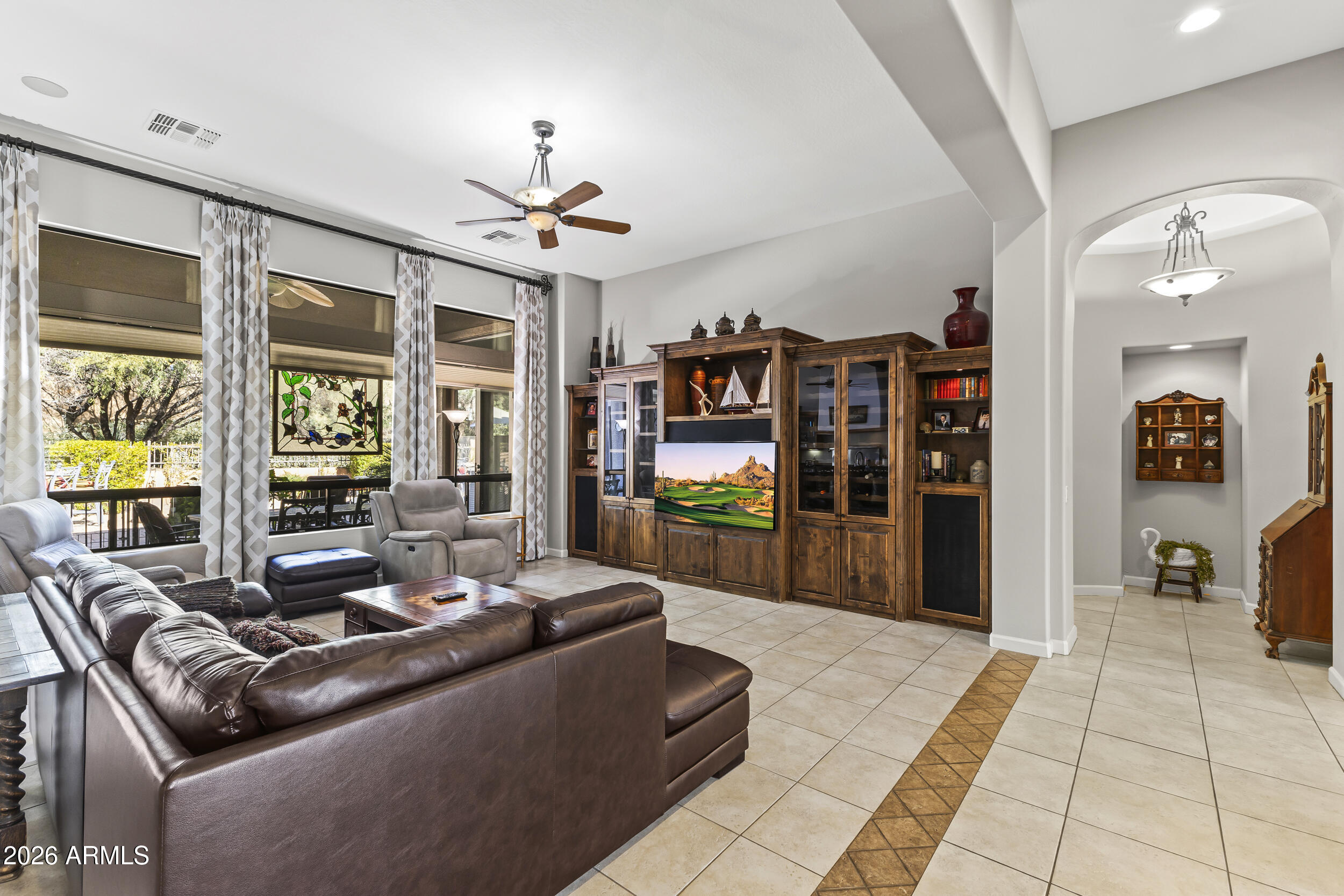 4123 N Silver Ridge Circle