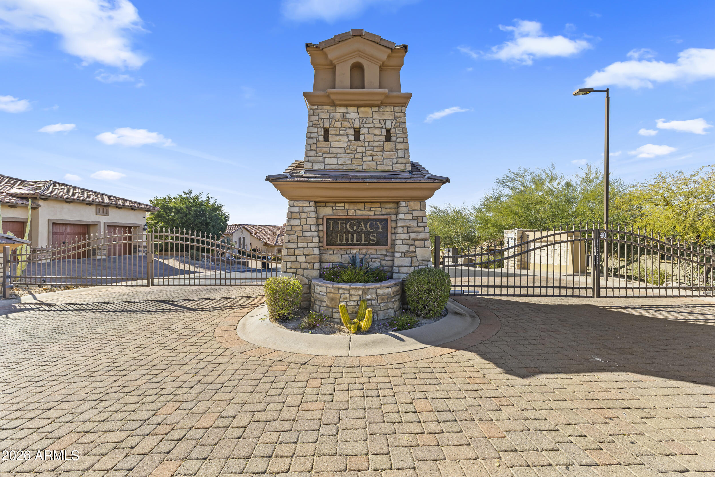 4123 N Silver Ridge Circle