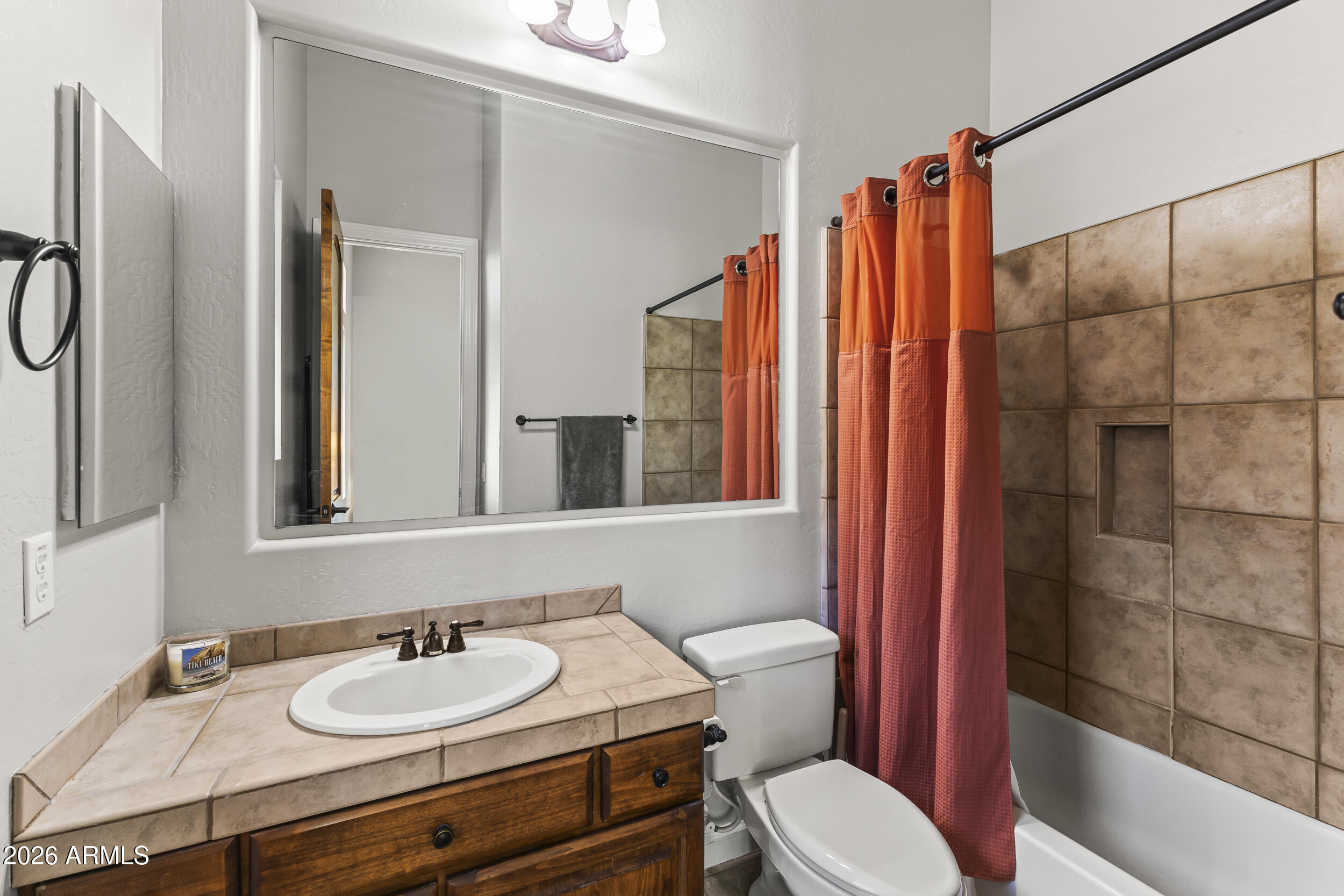 4123 N Silver Ridge Circle