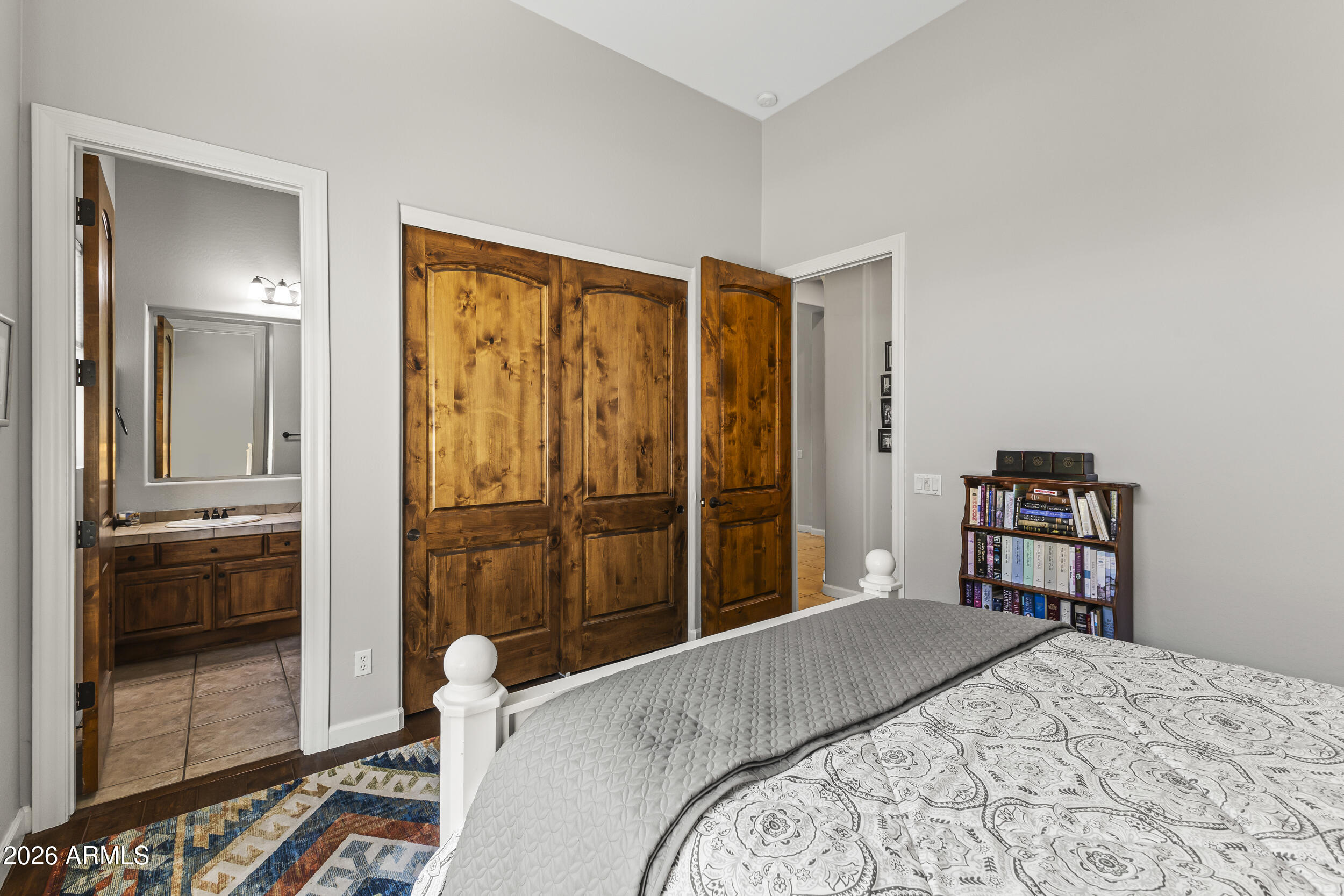 4123 N Silver Ridge Circle