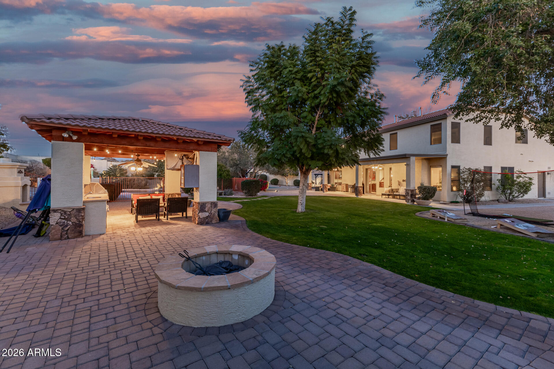 6042 W RUNNING DEER Trail