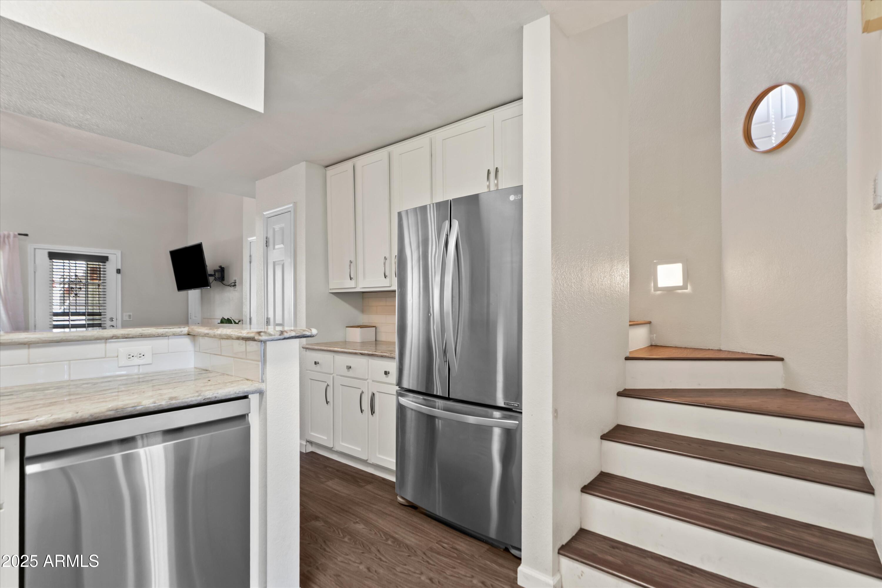 2333 E SOUTHERN Avenue 2067