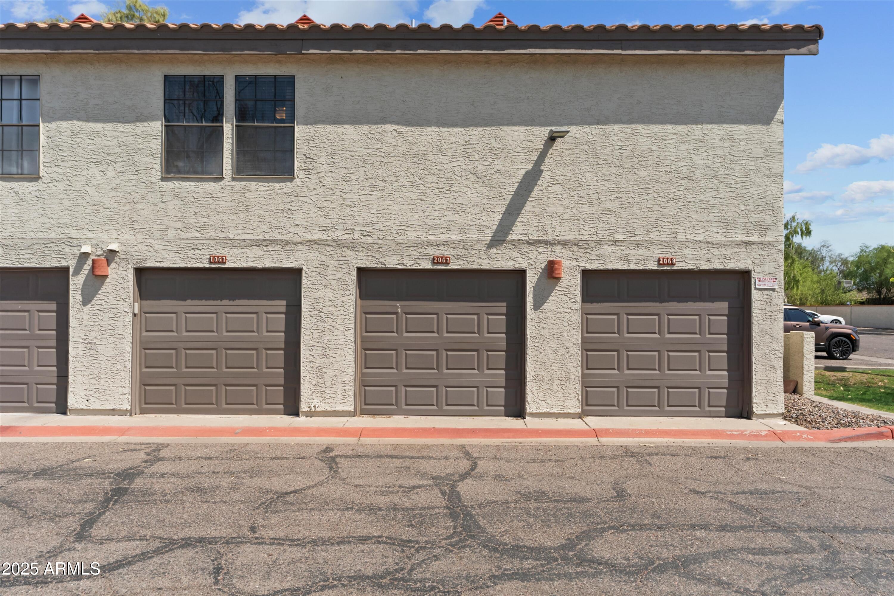 2333 E SOUTHERN Avenue 2067