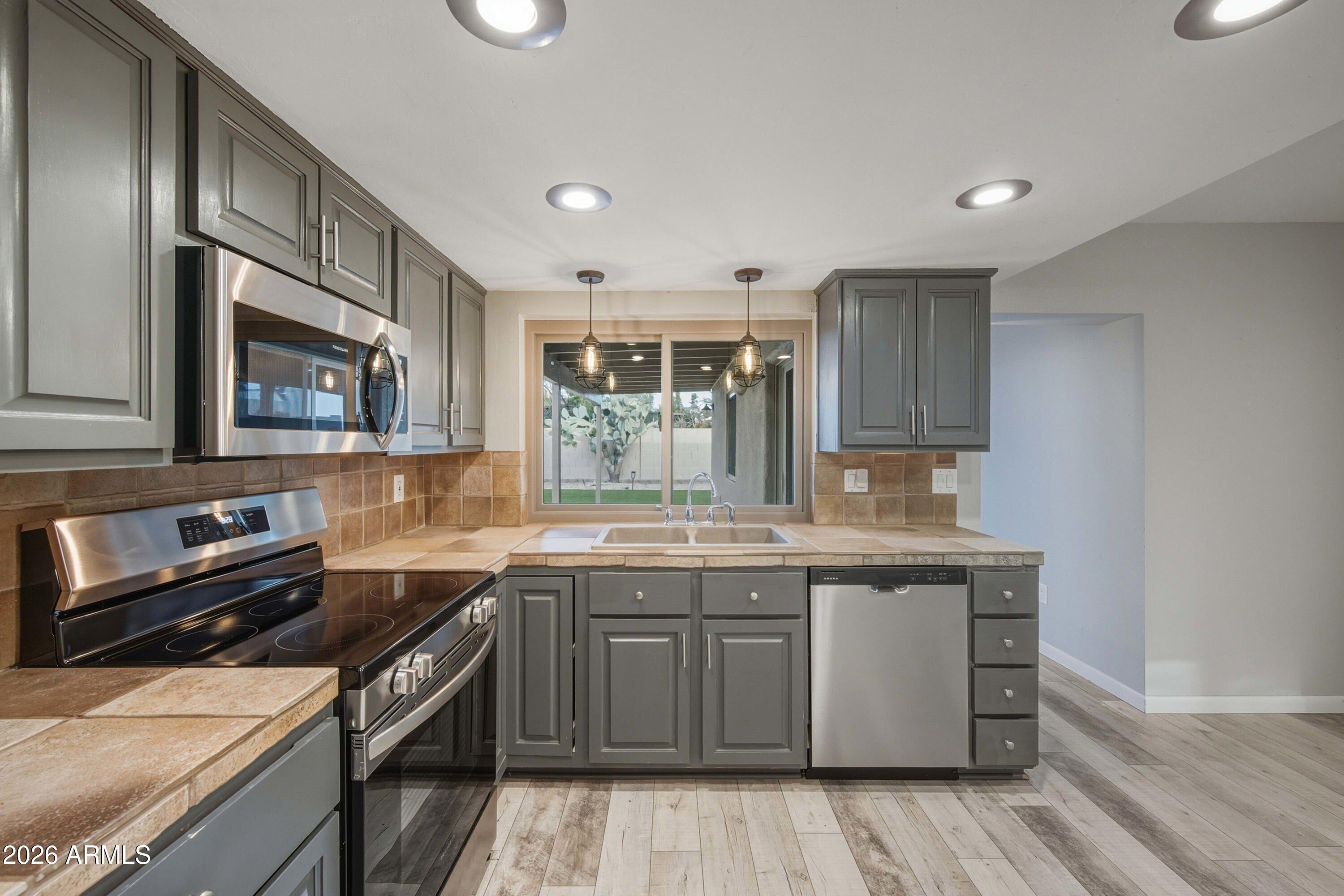 17024 E CALLE DEL SOL