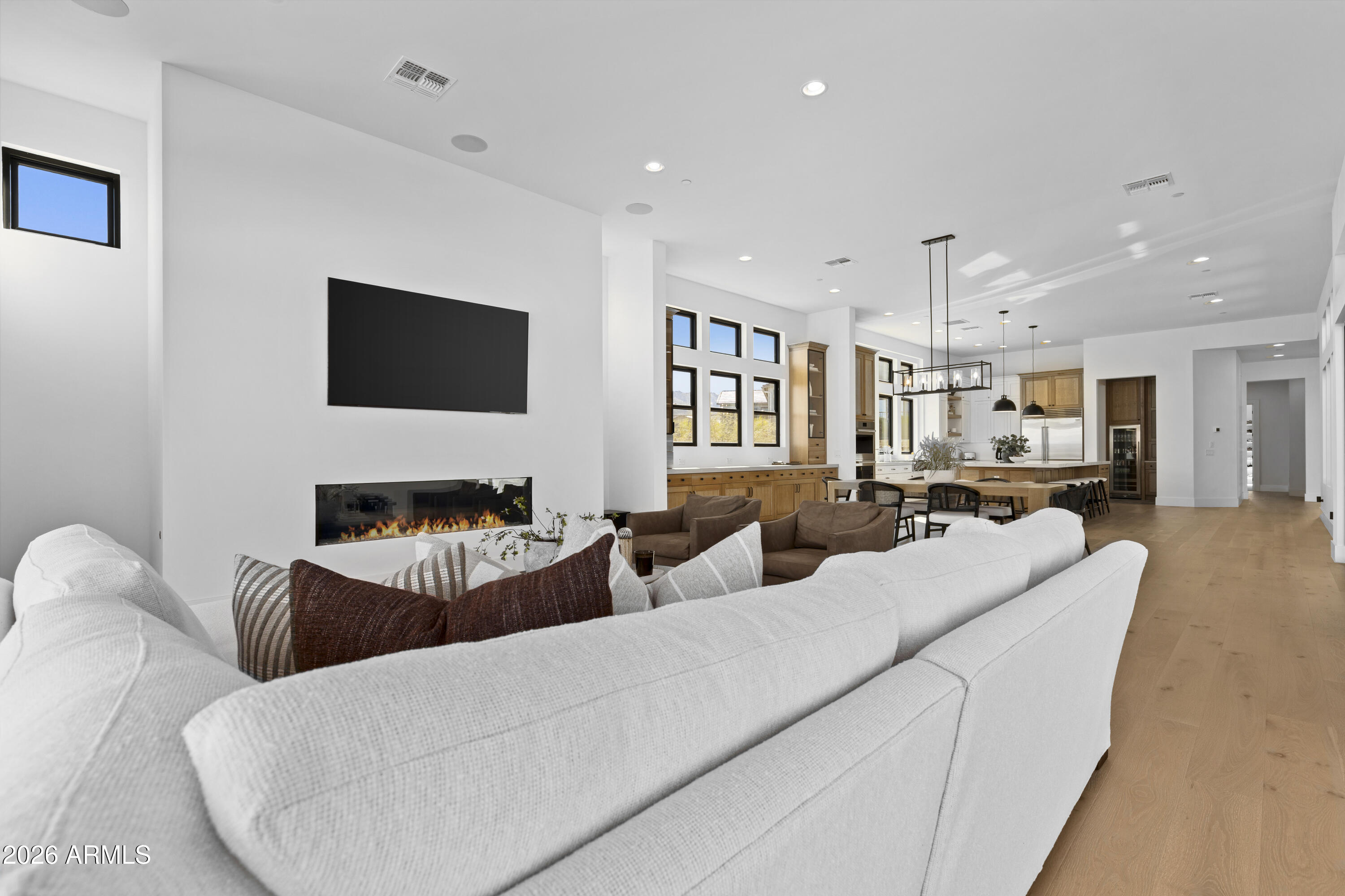 12895 E DESERT VISTA Drive