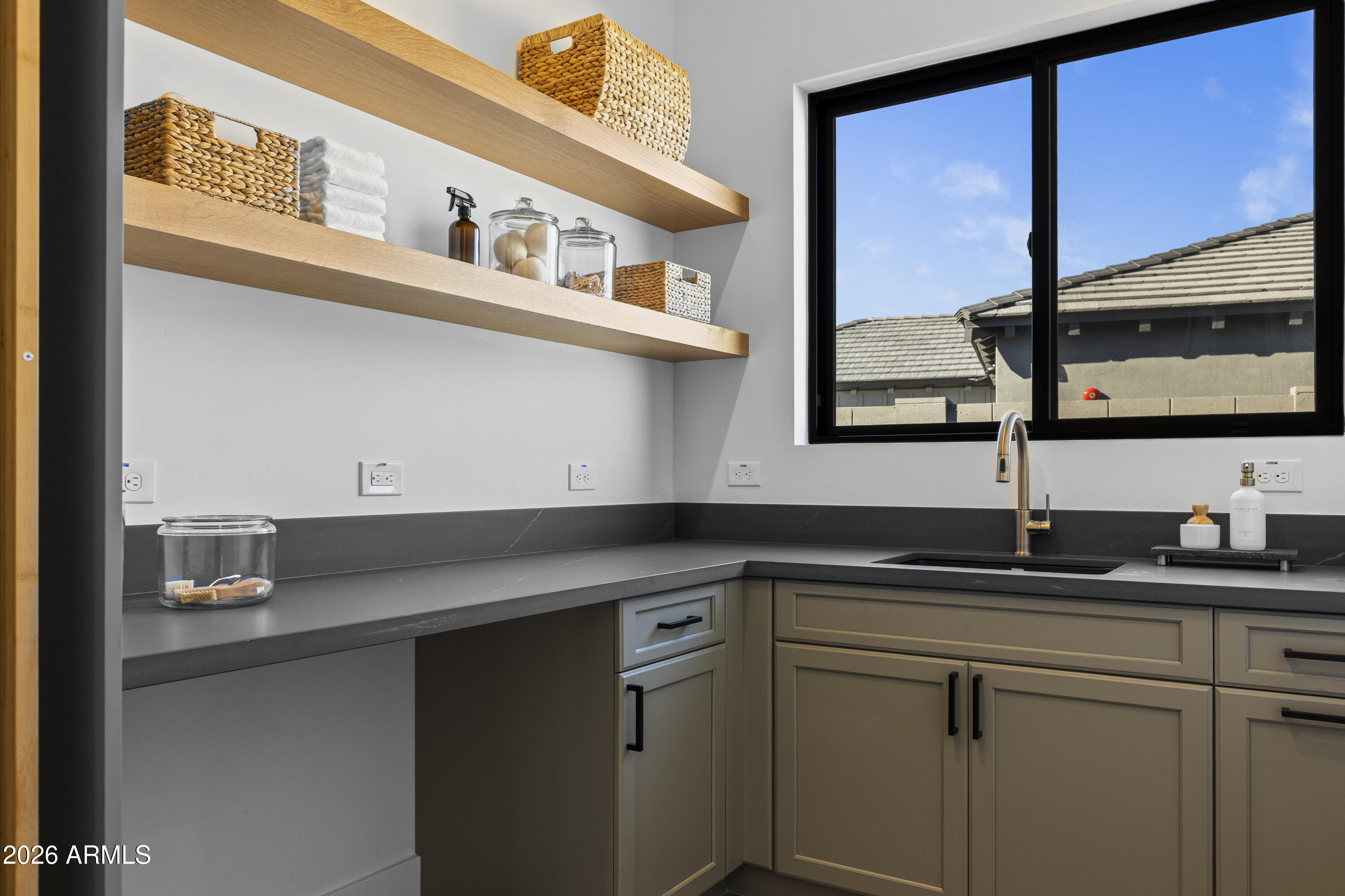 12895 E DESERT VISTA Drive