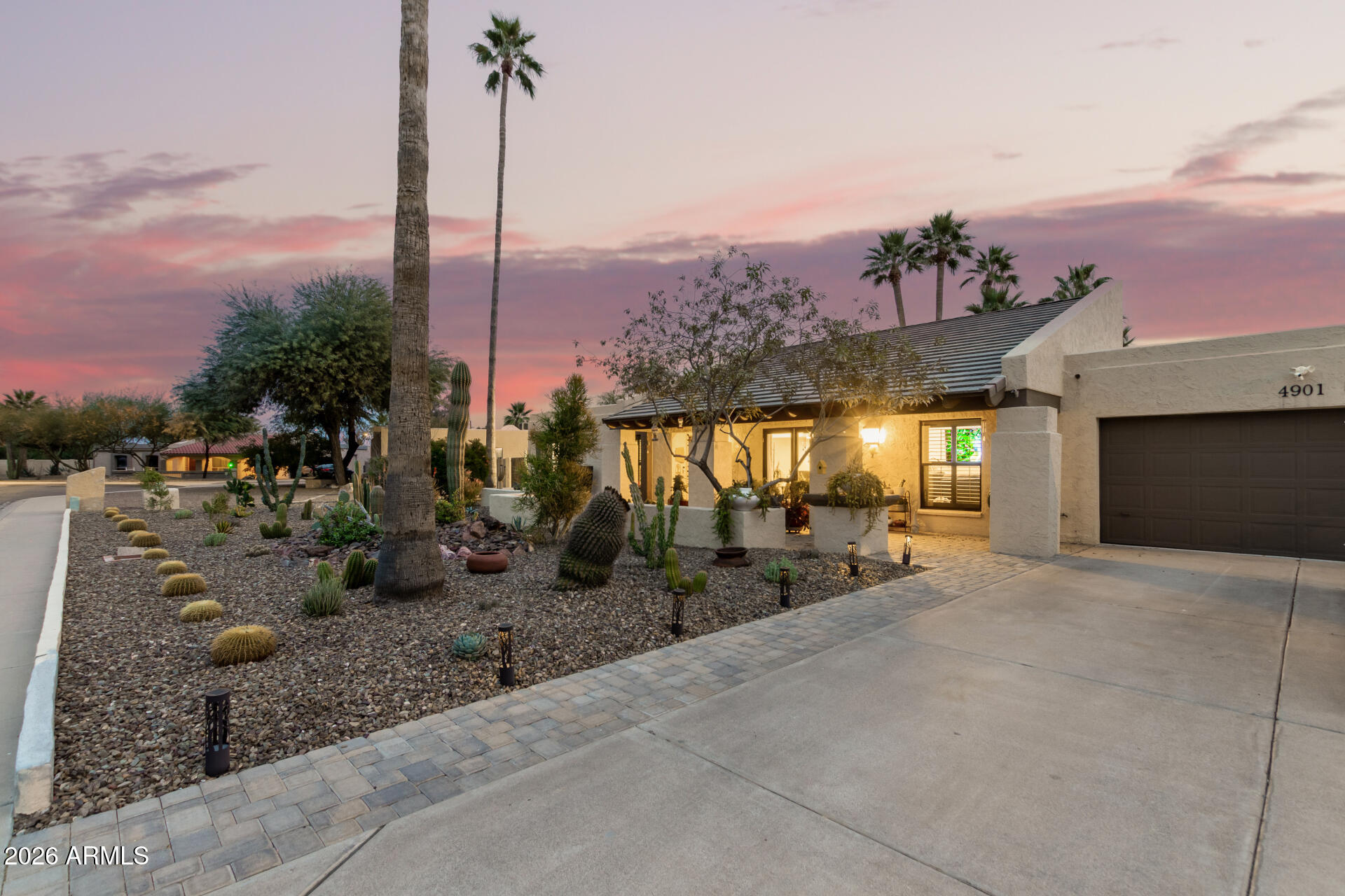 4901 E LUDLOW Drive