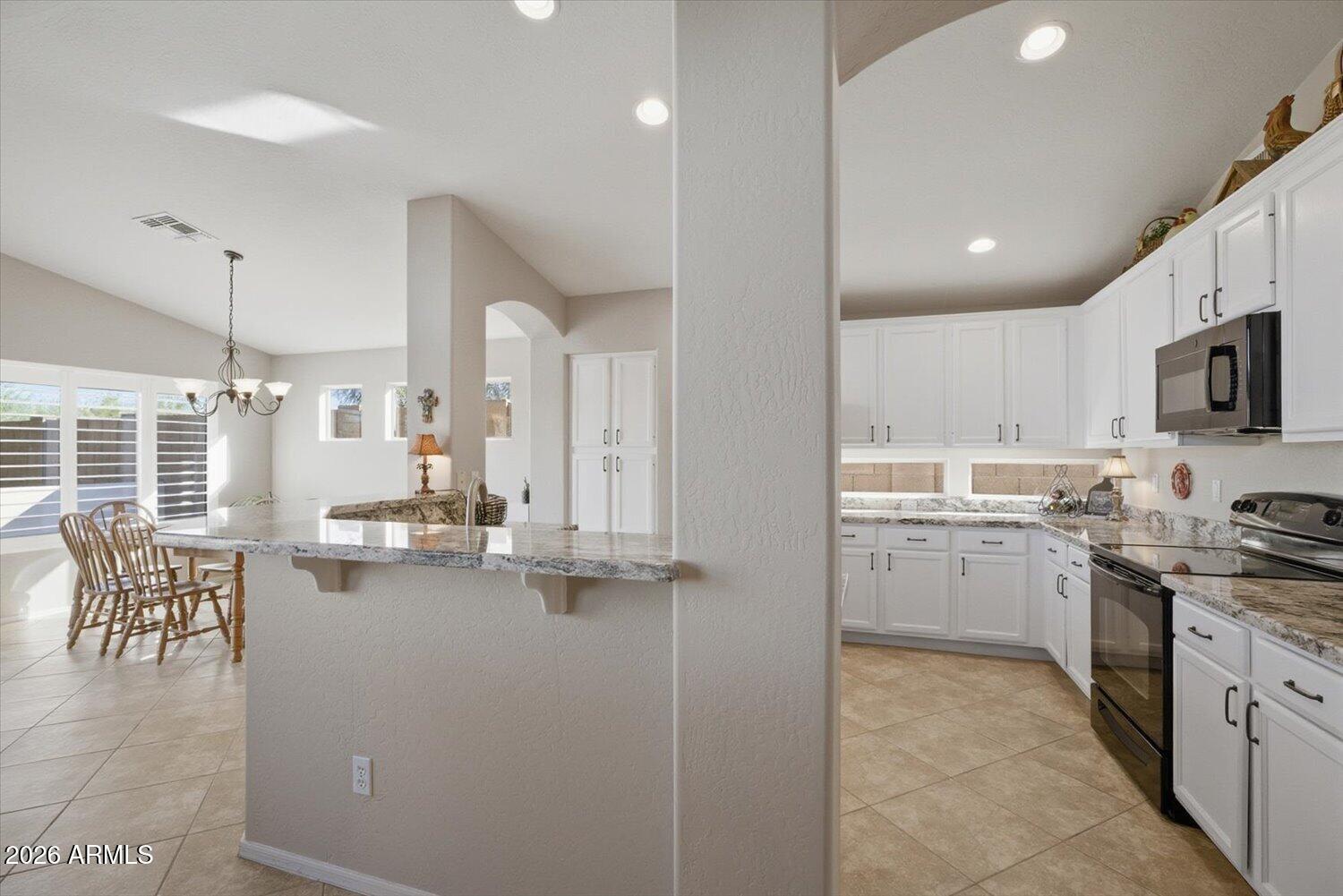 4602 E THORN TREE Drive