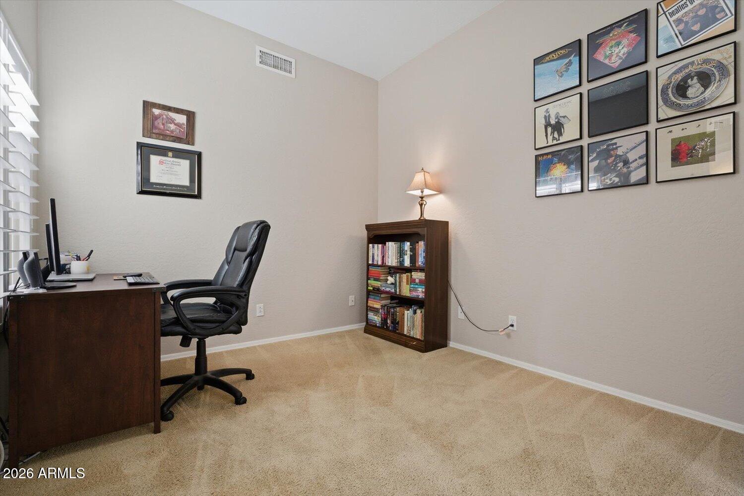 4602 E THORN TREE Drive