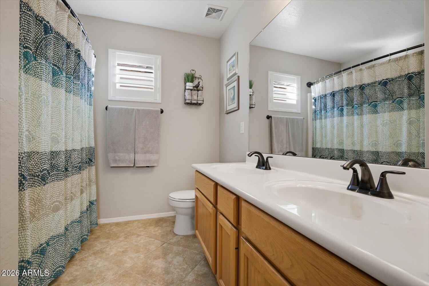 4602 E THORN TREE Drive