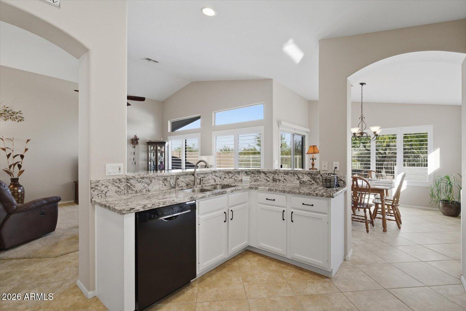 4602 E THORN TREE Drive