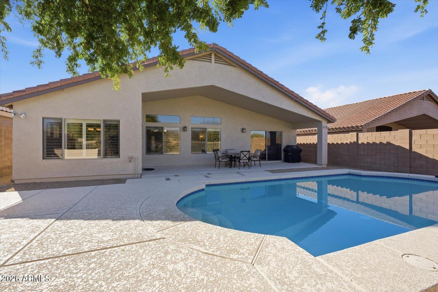 4602 E THORN TREE Drive