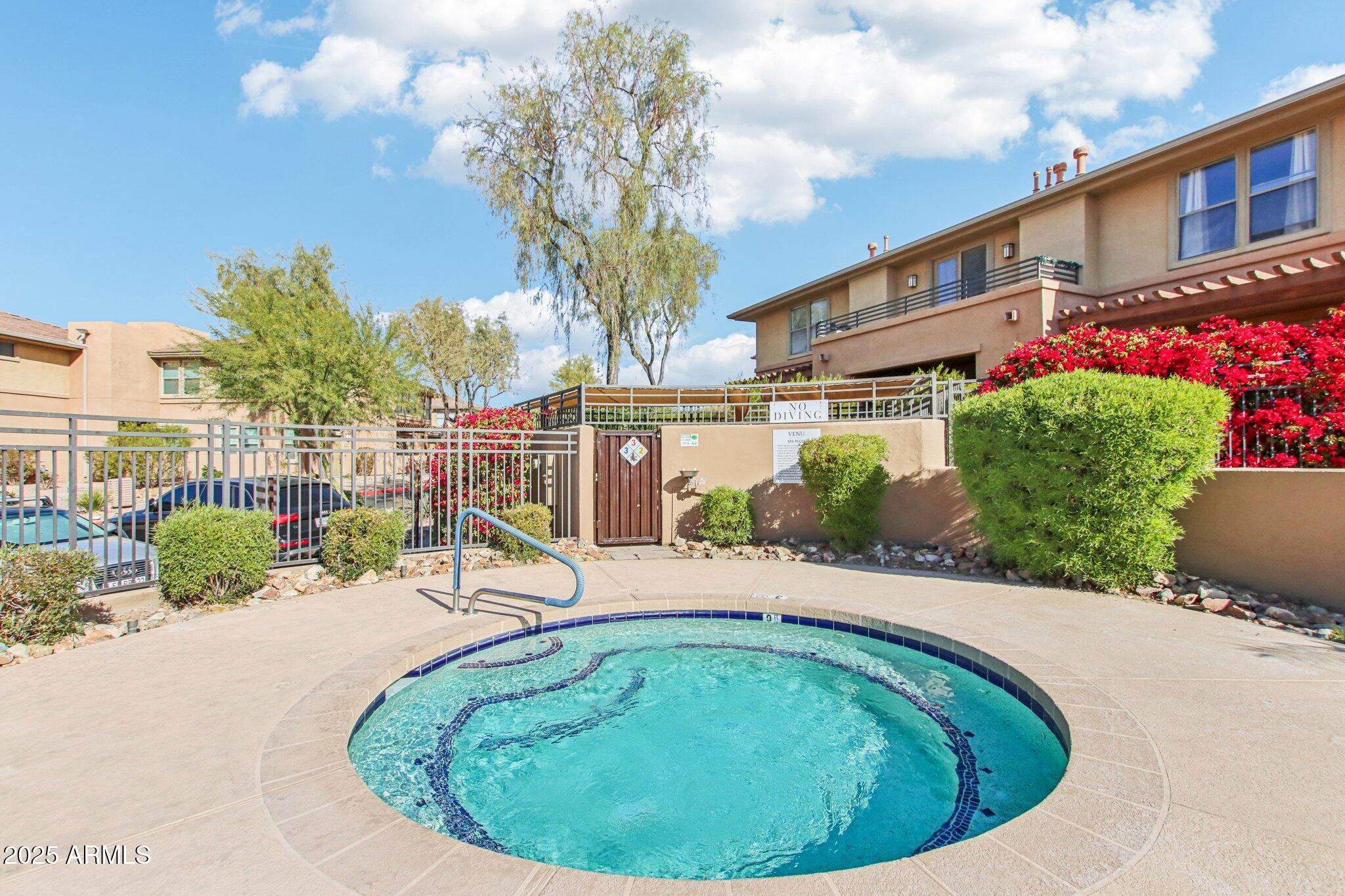 19777 N 76TH Street 2263