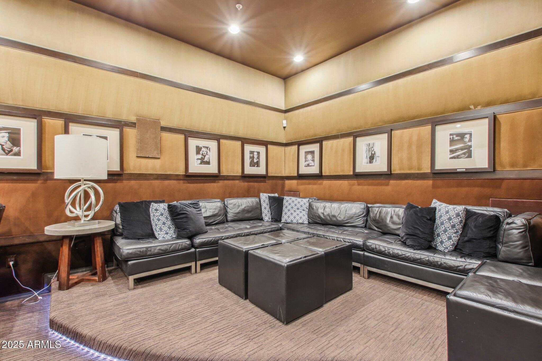 19777 N 76TH Street 2263