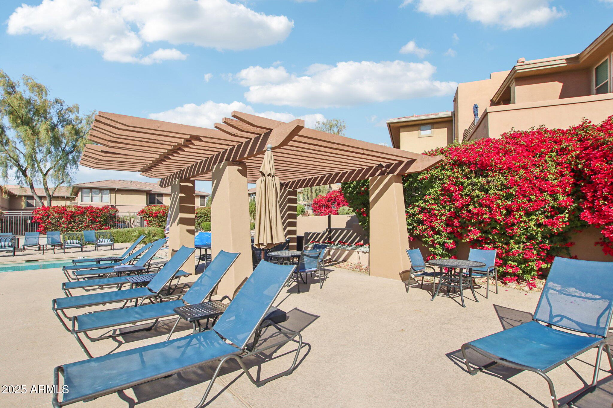 19777 N 76TH Street 2263