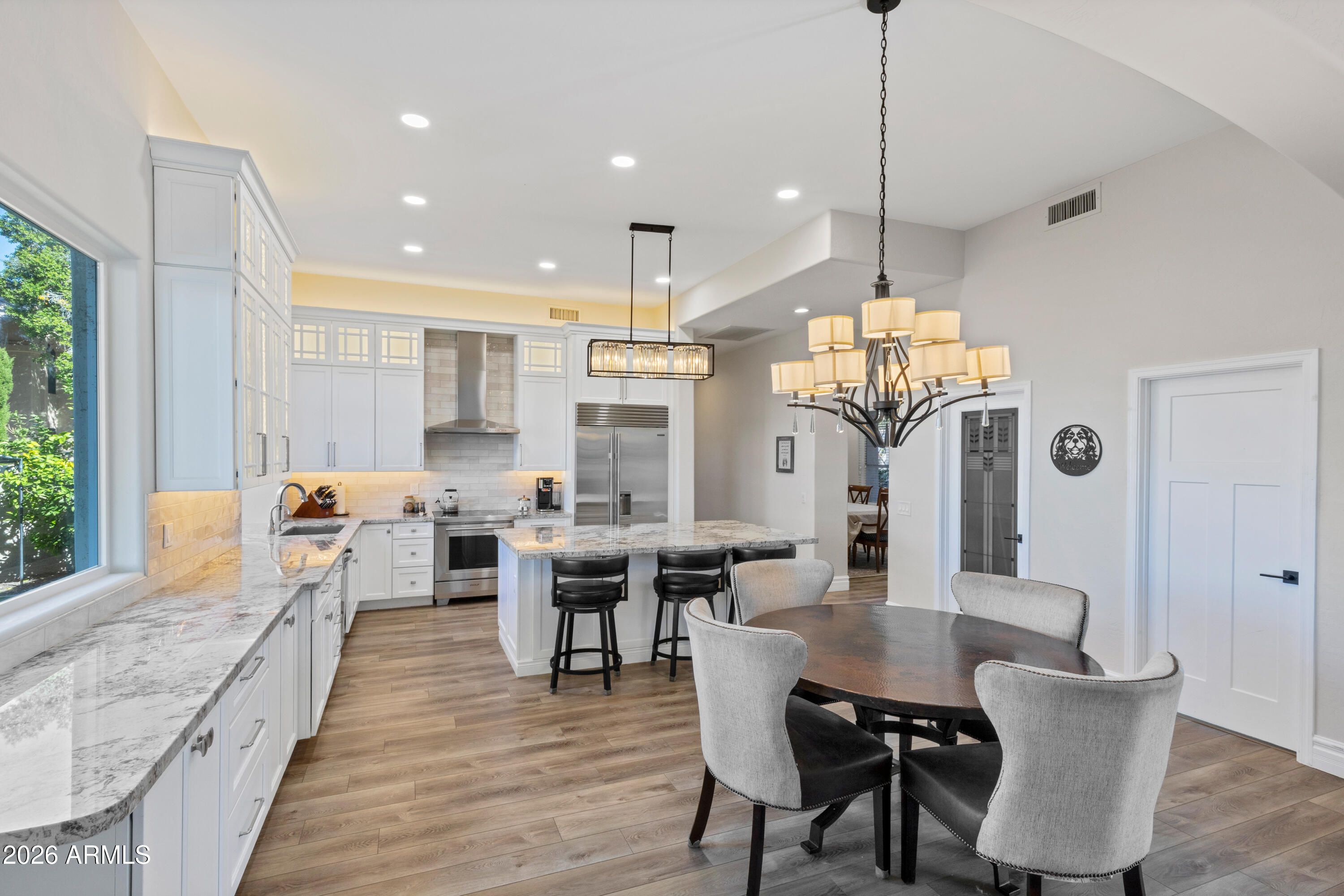 5335 W ROSE GARDEN Lane